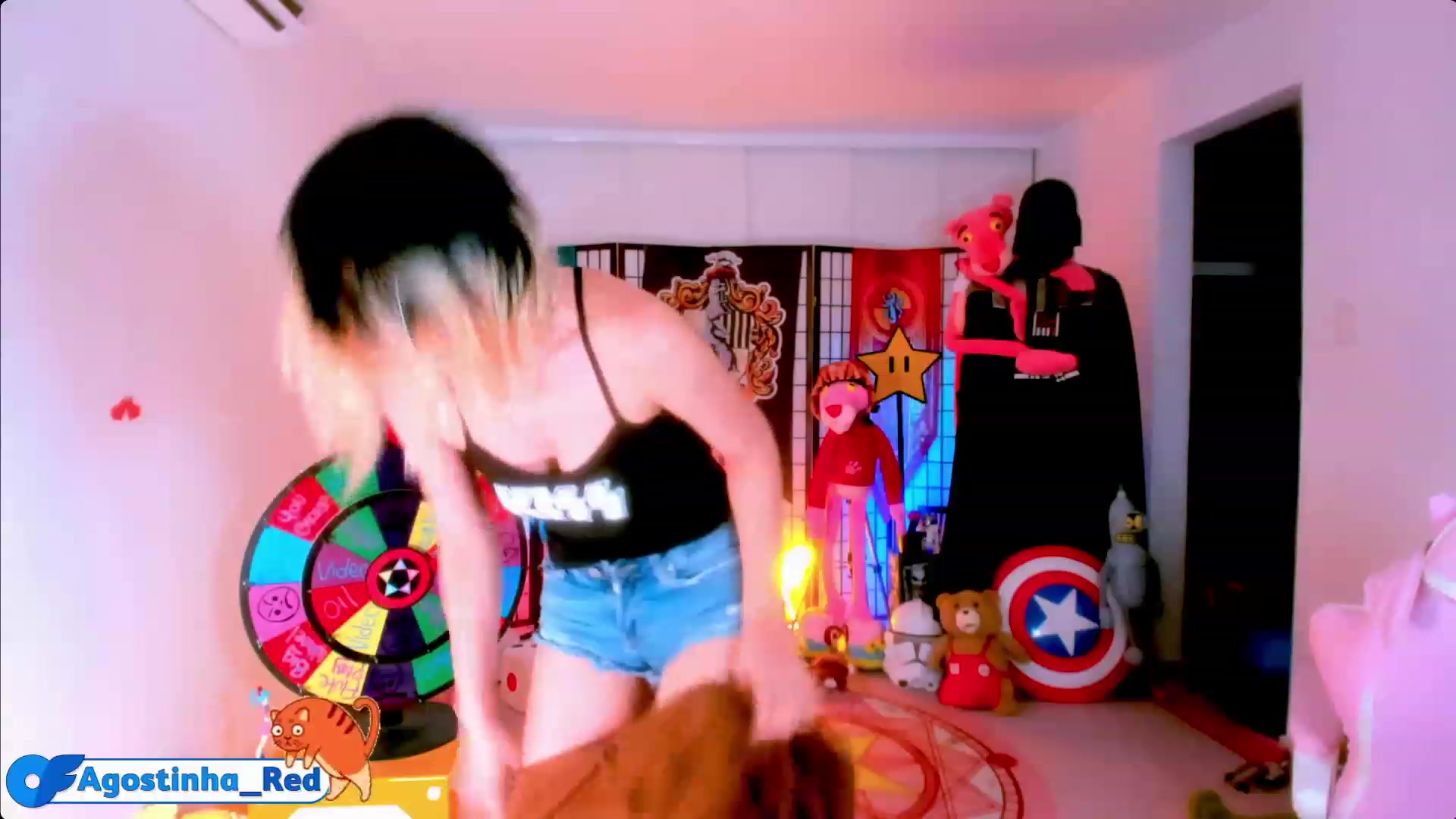 Gallery image thumbnail from Agostinha_Red's myfreecams stream on, 04/19/2023, 01:56 image 12 of 20