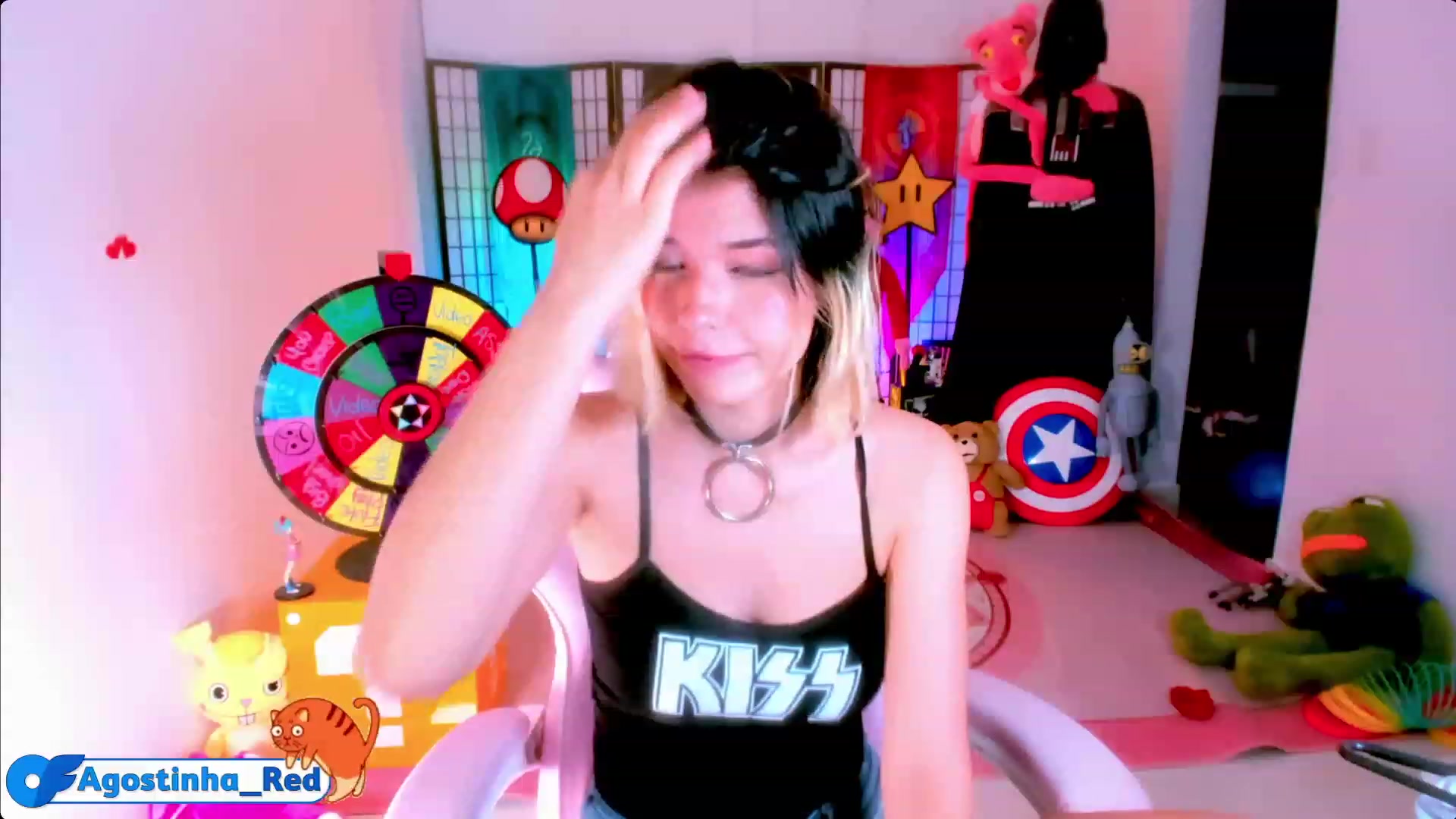 Gallery image thumbnail from Agostinha_Red's myfreecams stream on, 04/19/2023, 01:56 image 19 of 20