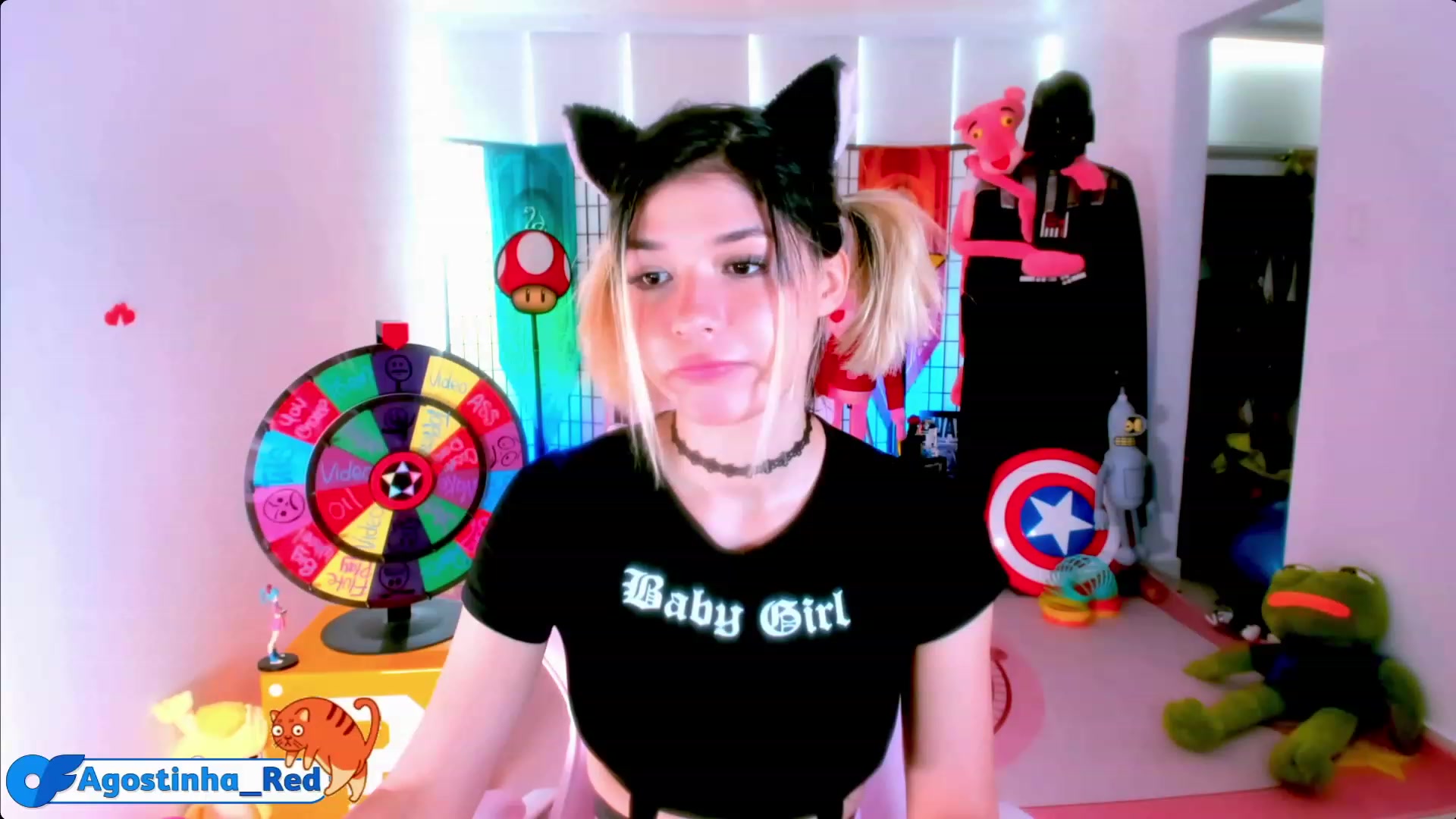Gallery image thumbnail from Agostinha_Red's myfreecams stream on, 04/19/2023, 16:36 image 7 of 20