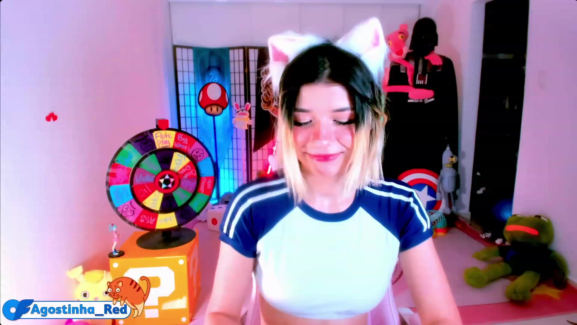 Gallery image thumbnail from Agostinha_Red's myfreecams stream on, 04/19/2023, 23:52 image 2 of 20