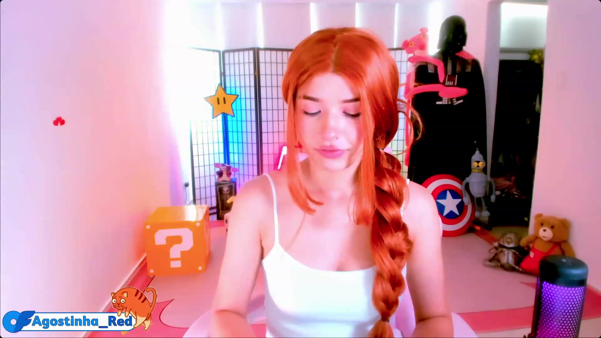 Gallery image thumbnail from Agostinha_Red's myfreecams stream on, 04/25/2023, 15:28 image 15 of 20