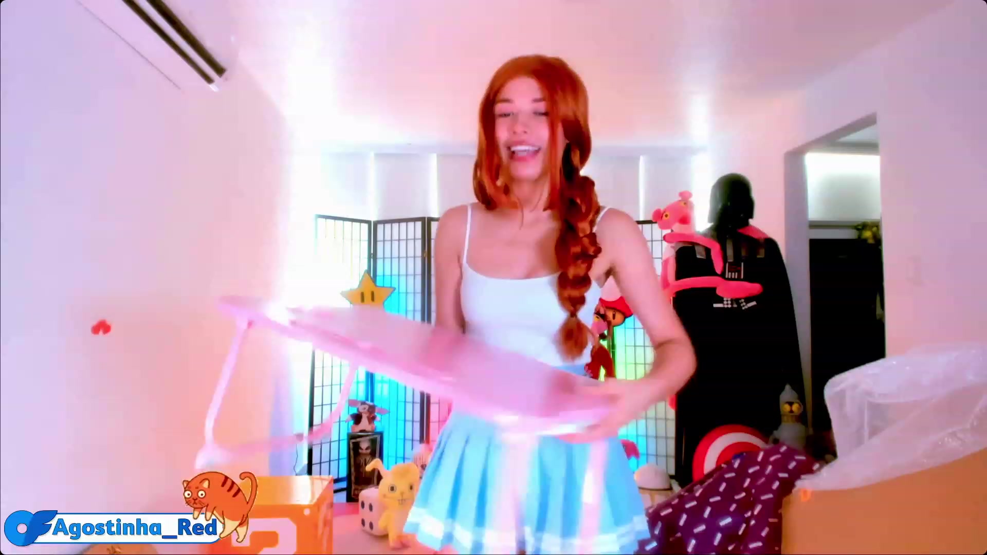 Gallery image thumbnail from Agostinha_Red's myfreecams stream on, 04/25/2023, 15:28 image 10 of 20