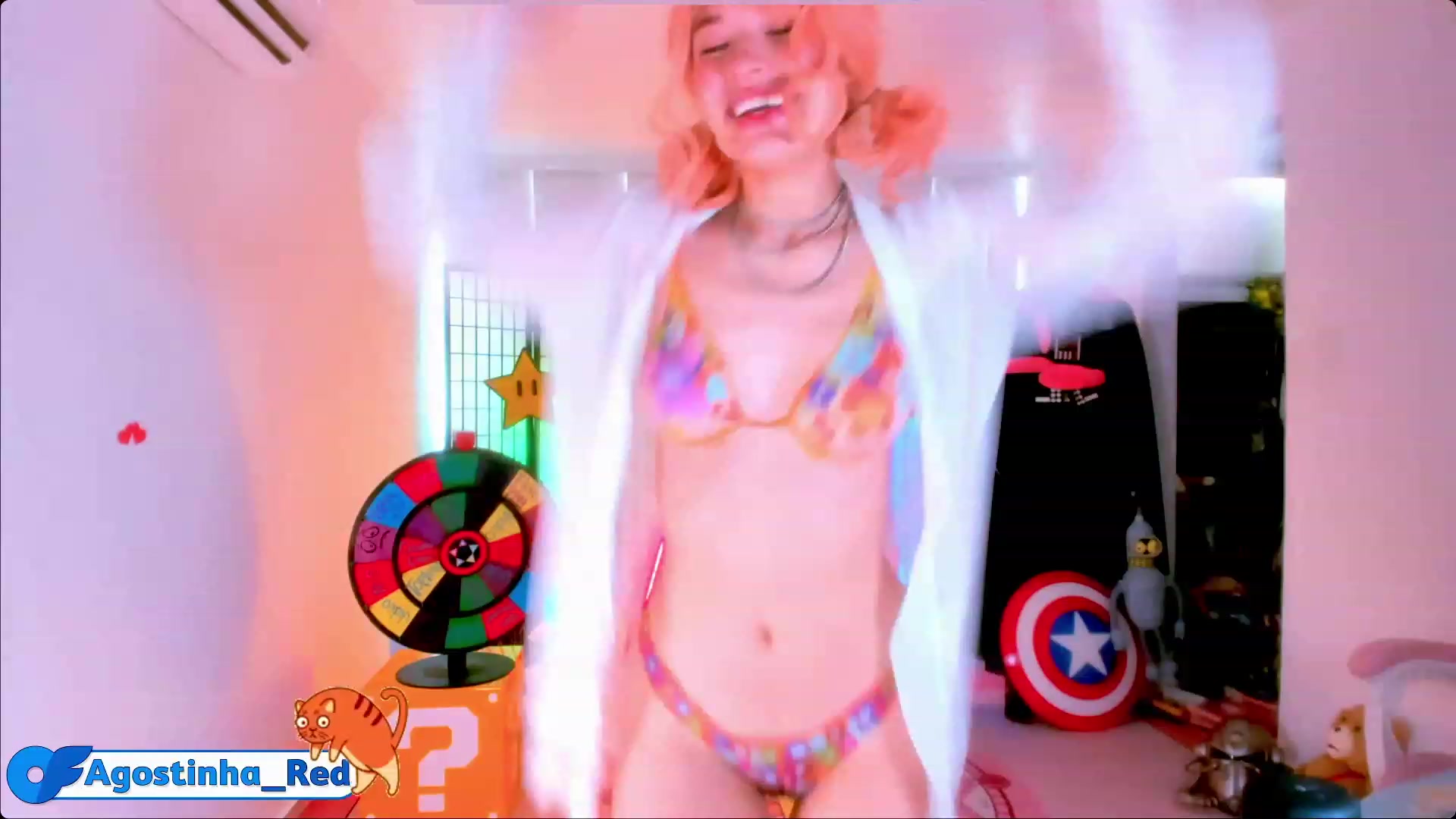 Gallery image thumbnail from Agostinha_Red's myfreecams stream on, 04/27/2023, 17:06 image 17 of 20