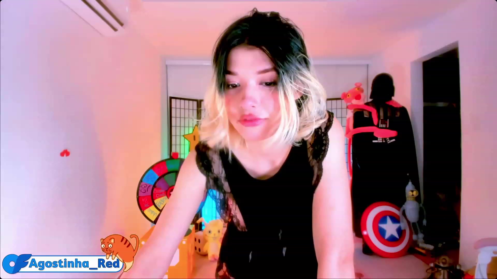 Gallery image thumbnail from Agostinha_Red's myfreecams stream on, 04/28/2023, 24:52 image 4 of 20