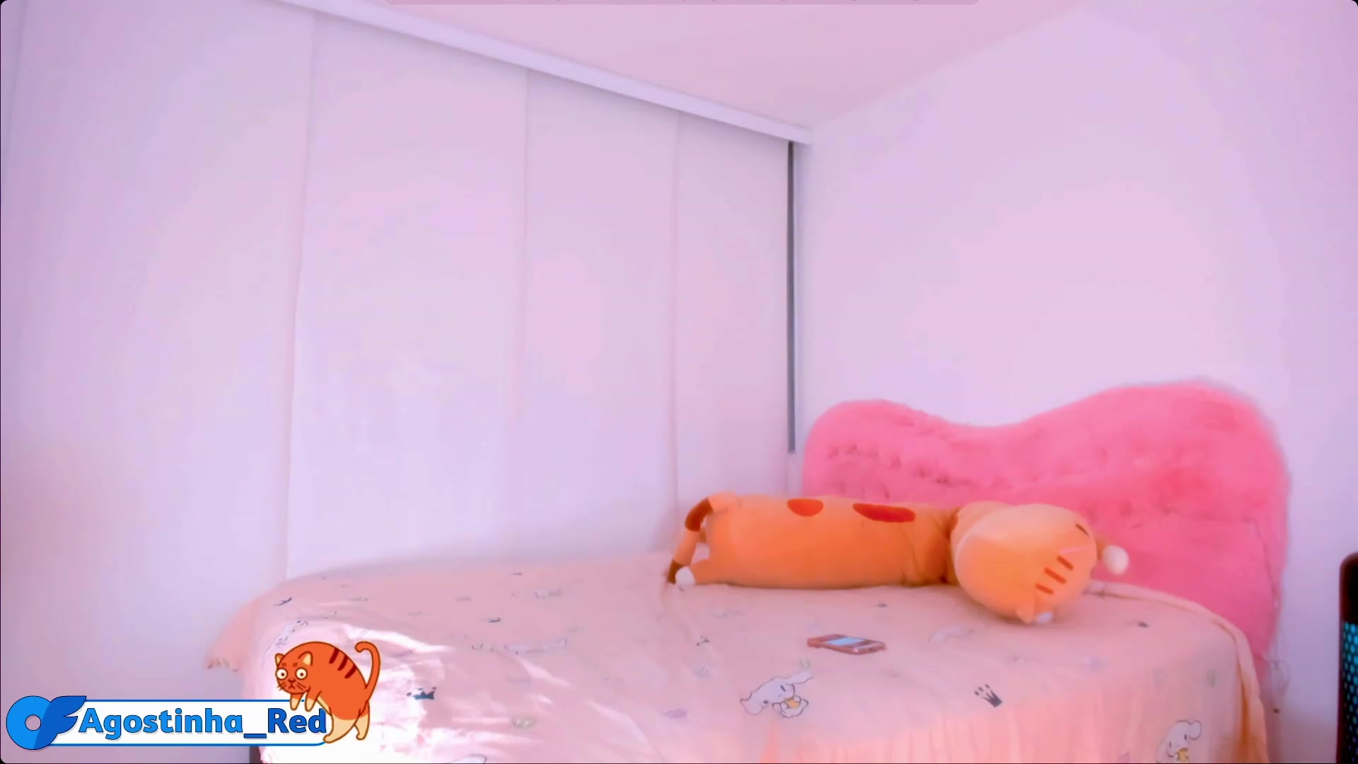 Gallery image thumbnail from Agostinha_Red's myfreecams stream on, 05/12/2023, 01:34 image 1 of 20