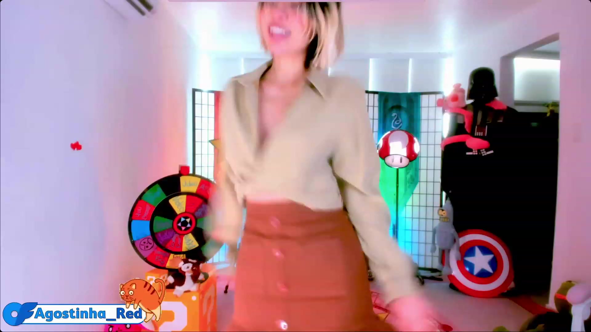 Gallery image thumbnail from Agostinha_Red's myfreecams stream on, 05/18/2023, 15:34 image 6 of 20