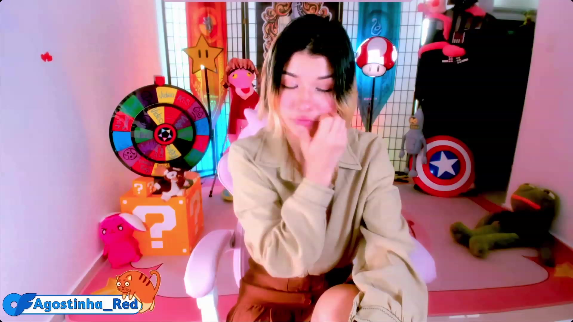 Gallery image thumbnail from Agostinha_Red's myfreecams stream on, 05/18/2023, 15:34 image 3 of 20