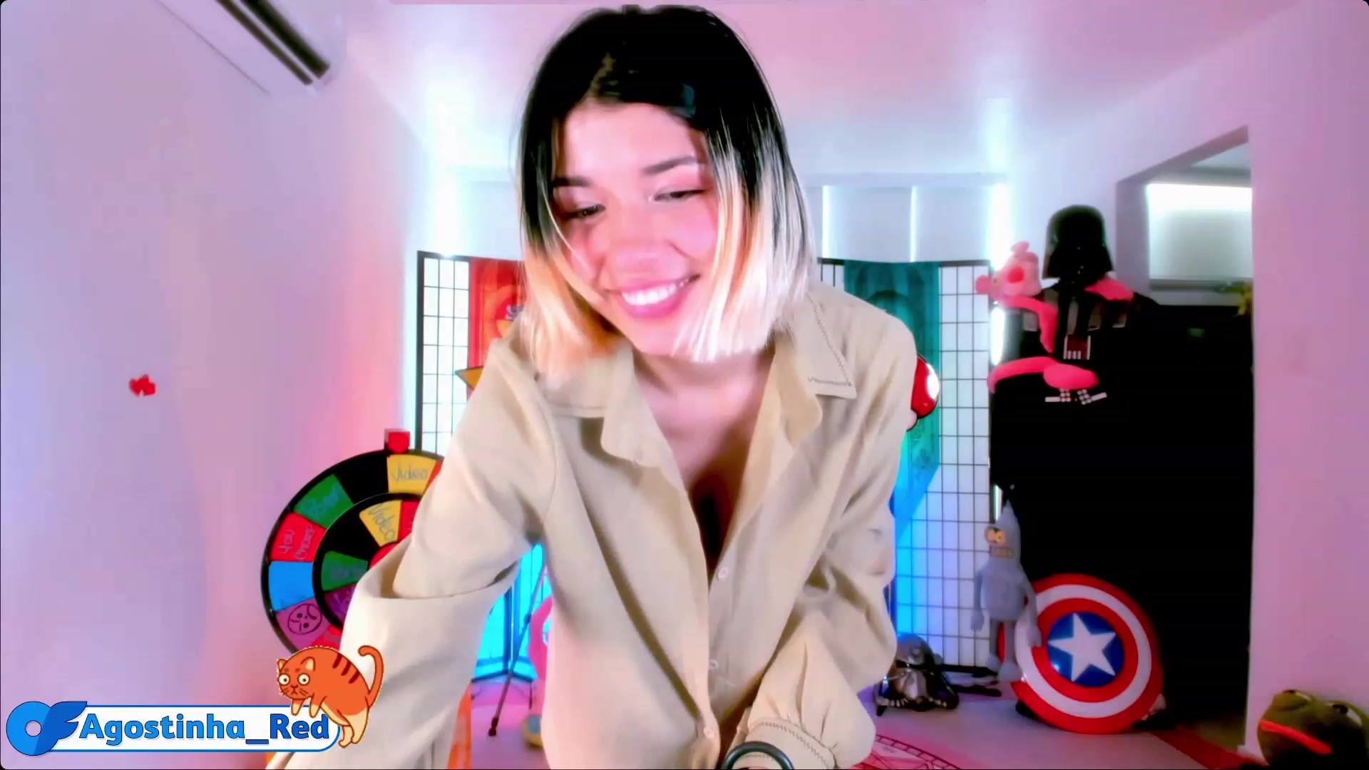 Gallery image thumbnail from Agostinha_Red's myfreecams stream on, 05/18/2023, 15:34 image 12 of 20