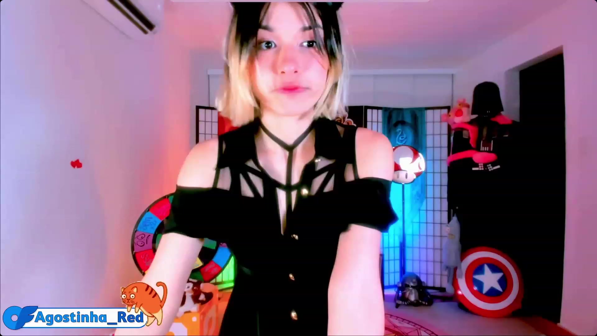 Gallery image thumbnail from Agostinha_Red's myfreecams stream on, 05/20/2023, 01:27 image 8 of 20