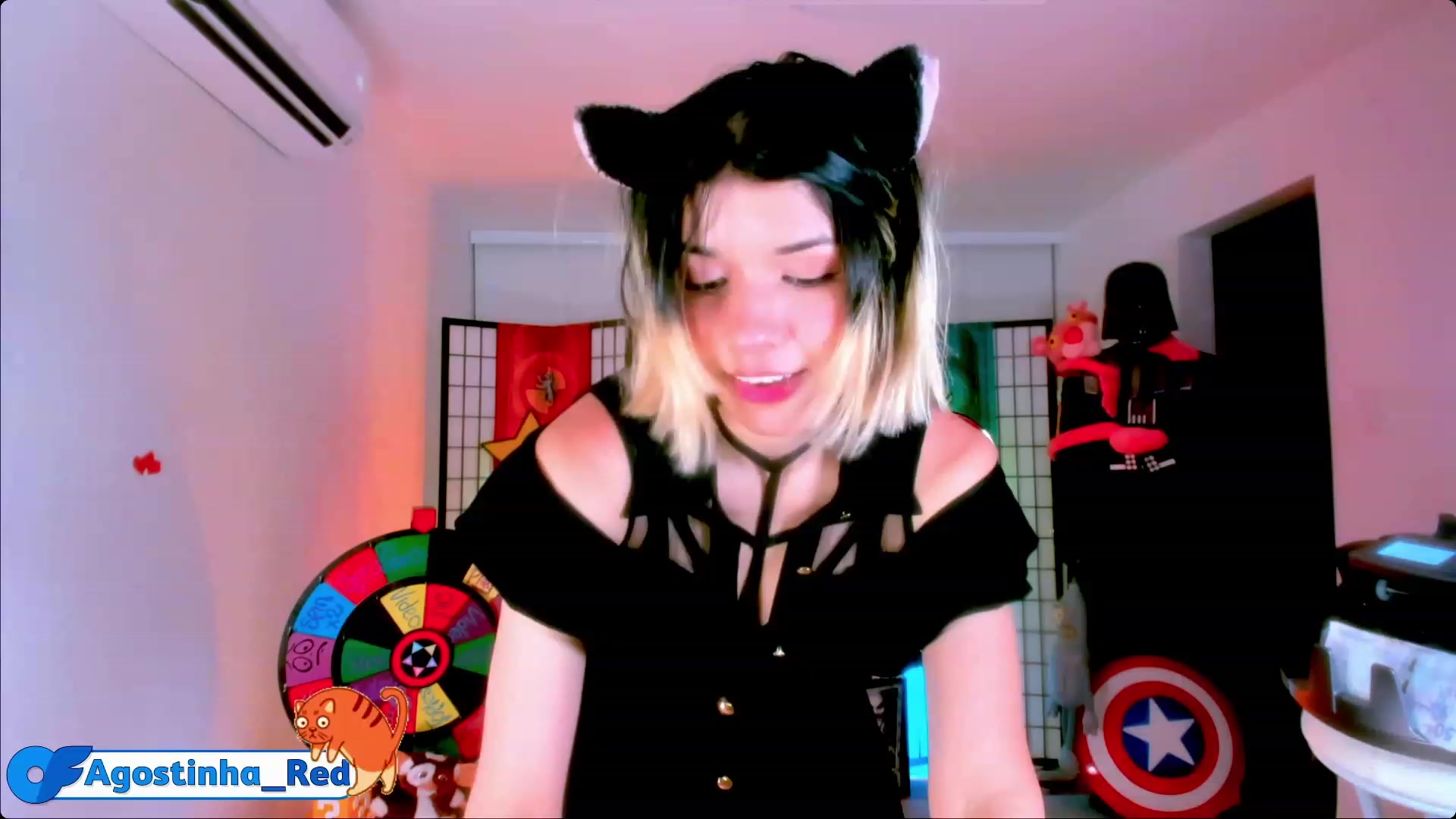 Gallery image thumbnail from Agostinha_Red's myfreecams stream on, 05/20/2023, 01:27 image 16 of 20