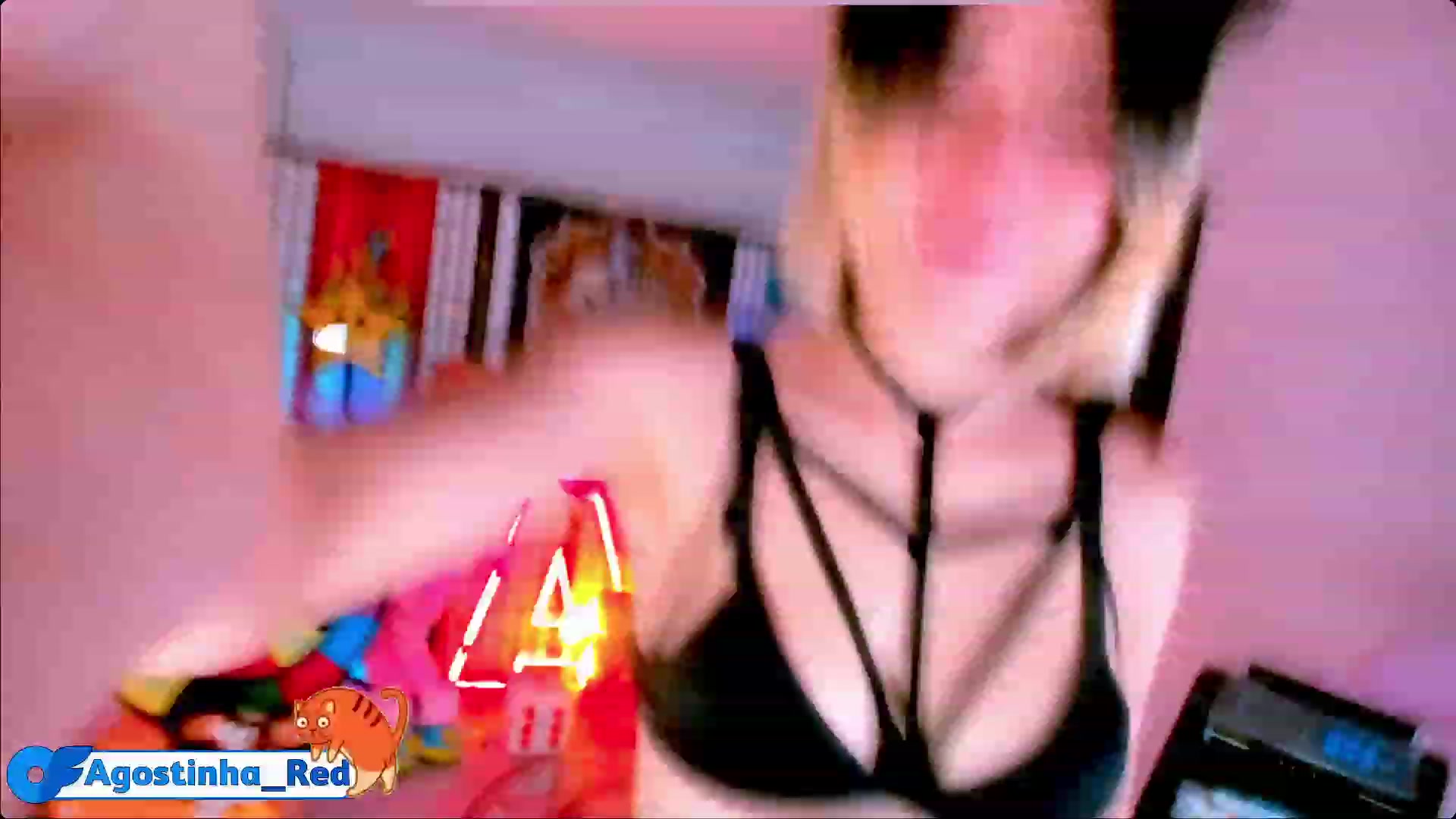 Gallery image thumbnail from Agostinha_Red's myfreecams stream on, 05/20/2023, 02:35 image 4 of 20