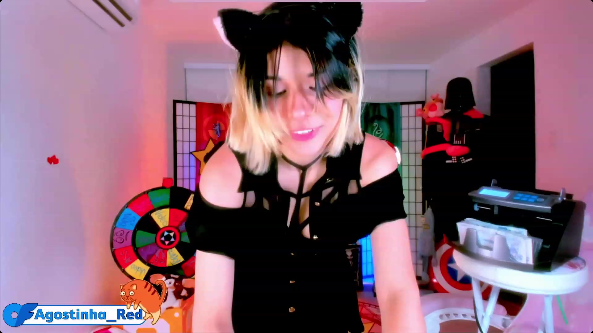 Gallery image thumbnail from Agostinha_Red's myfreecams stream on, 05/20/2023, 02:35 image 1 of 20