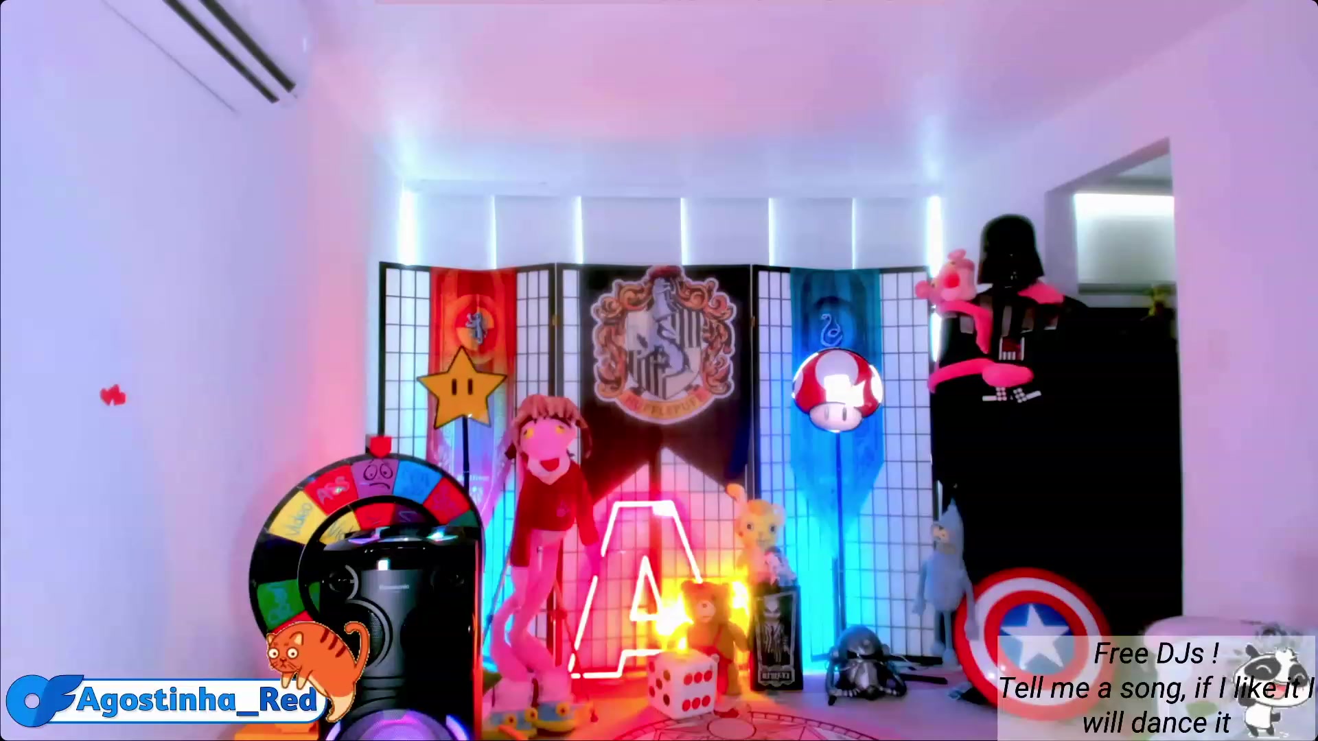 Gallery image thumbnail from Agostinha_Red's myfreecams stream on, 05/20/2023, 17:23 image 16 of 20