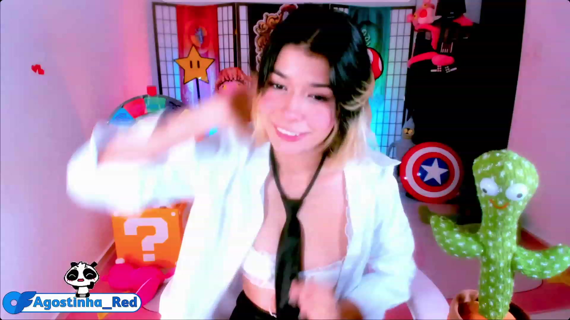 Gallery image thumbnail from Agostinha_Red's myfreecams stream on, 06/03/2023, 01:46 image 10 of 20