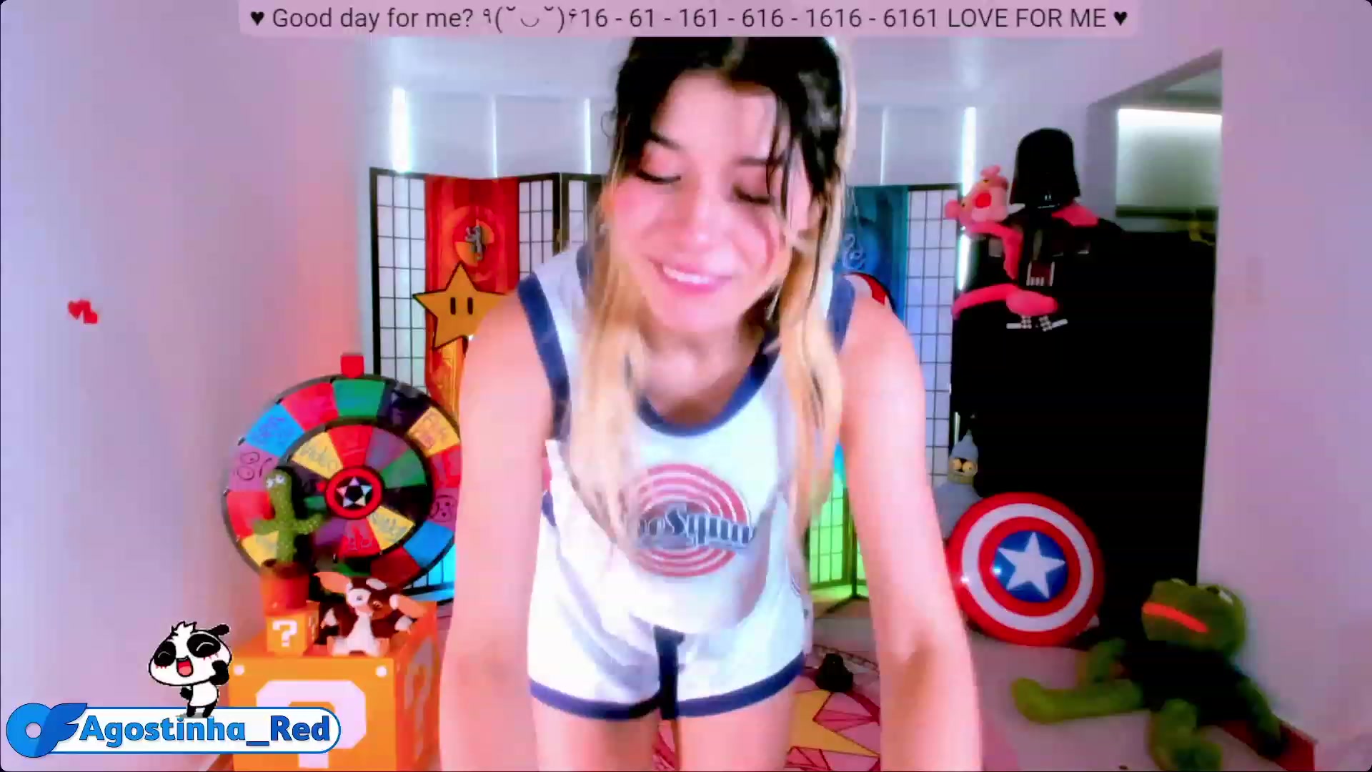 Gallery image thumbnail from Agostinha_Red's myfreecams stream on, 06/03/2023, 17:16 image 17 of 20