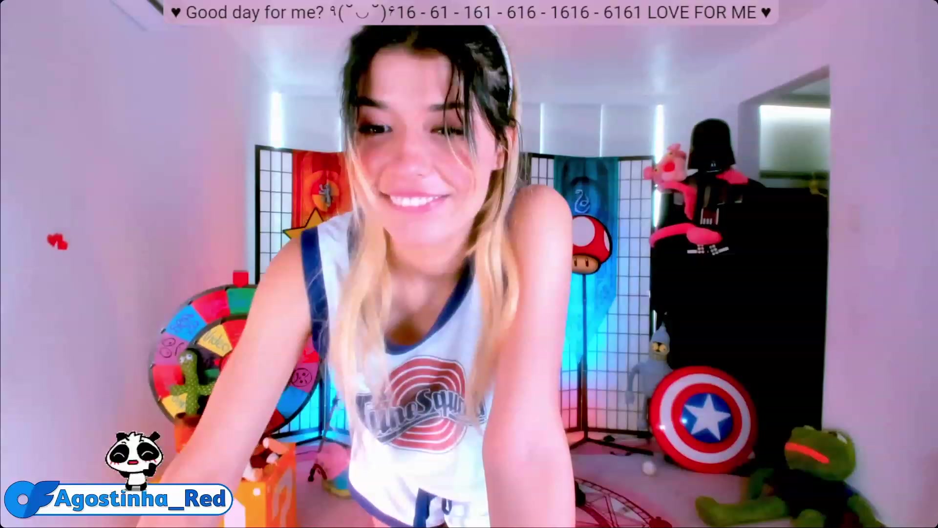 Gallery image thumbnail from Agostinha_Red's myfreecams stream on, 06/03/2023, 17:16 image 18 of 20