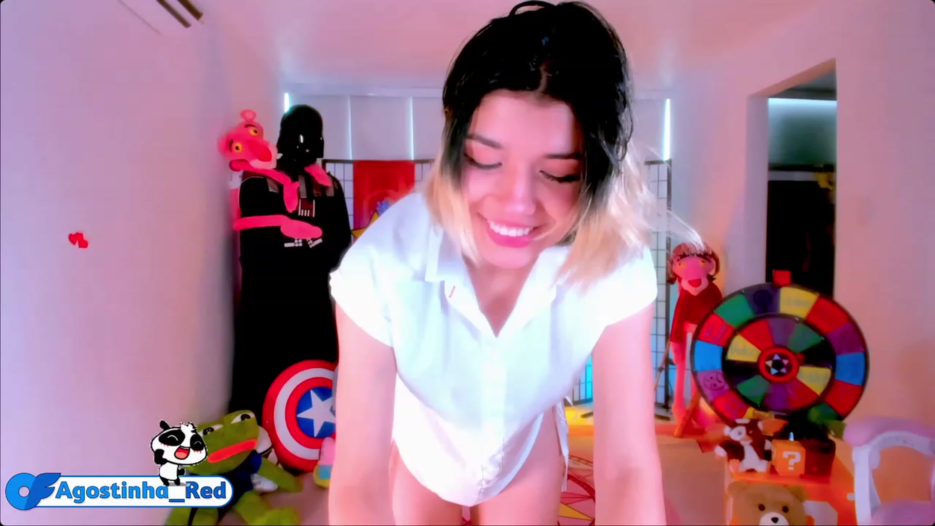 Gallery image thumbnail from Agostinha_Red's myfreecams stream on, 06/12/2023, 17:18 image 4 of 20