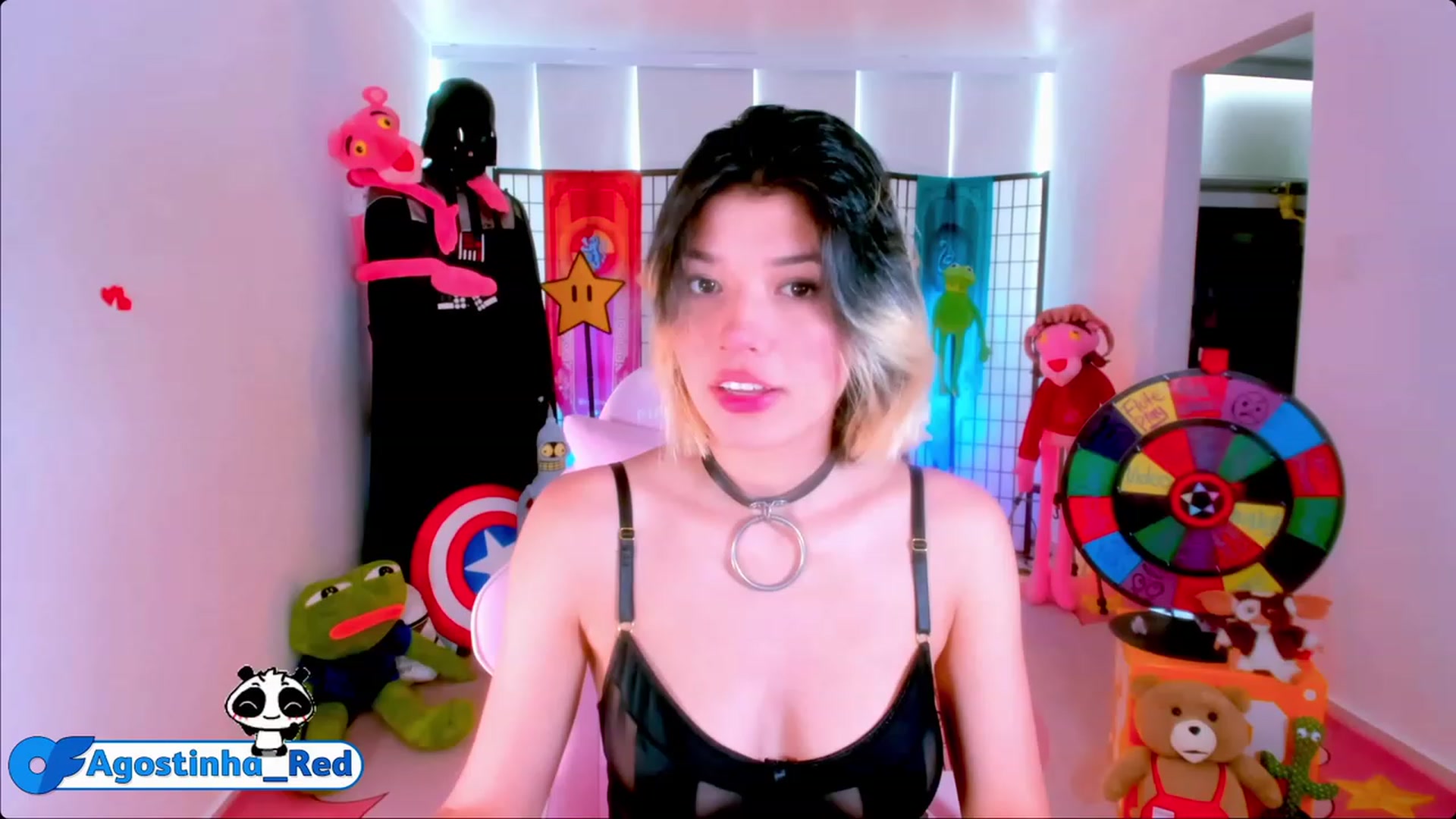Gallery image thumbnail from Agostinha_Red's myfreecams stream on, 06/18/2023, 15:17 image 1 of 20