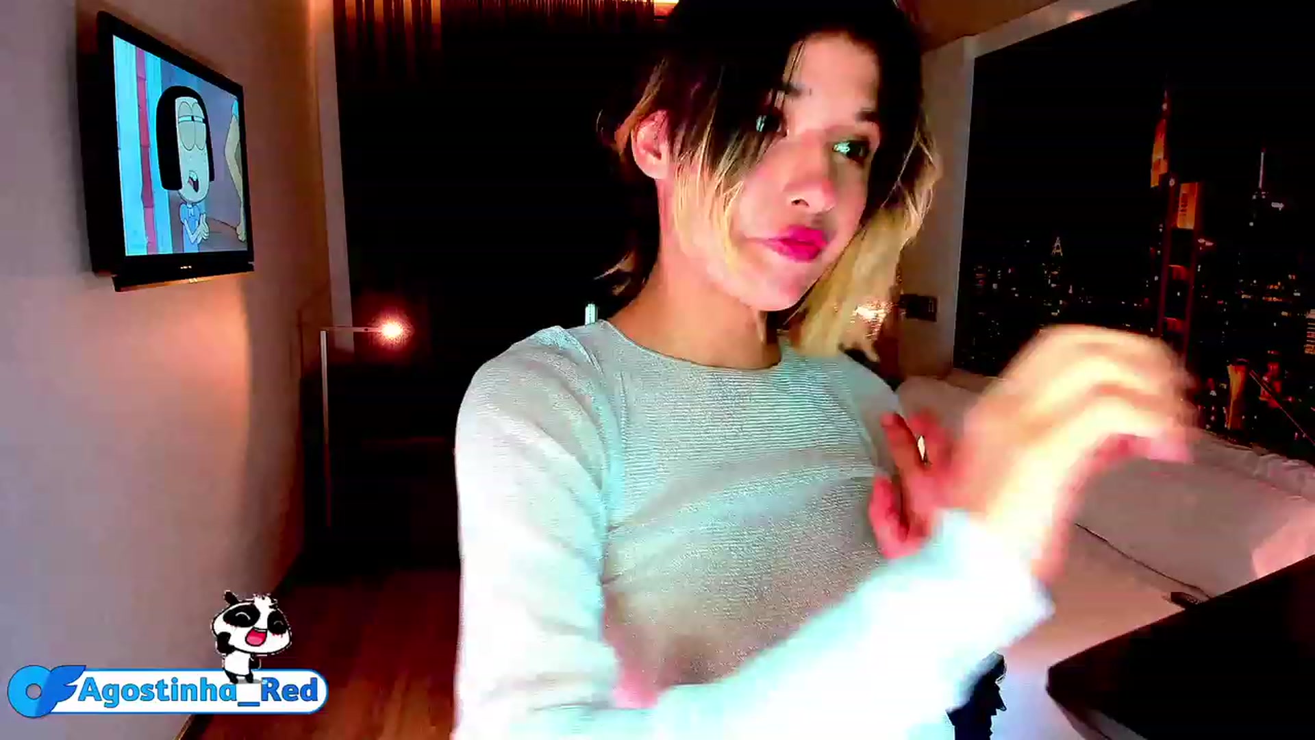 Gallery image thumbnail from Agostinha_Red's myfreecams stream on, 07/05/2023, 21:14 image 5 of 20