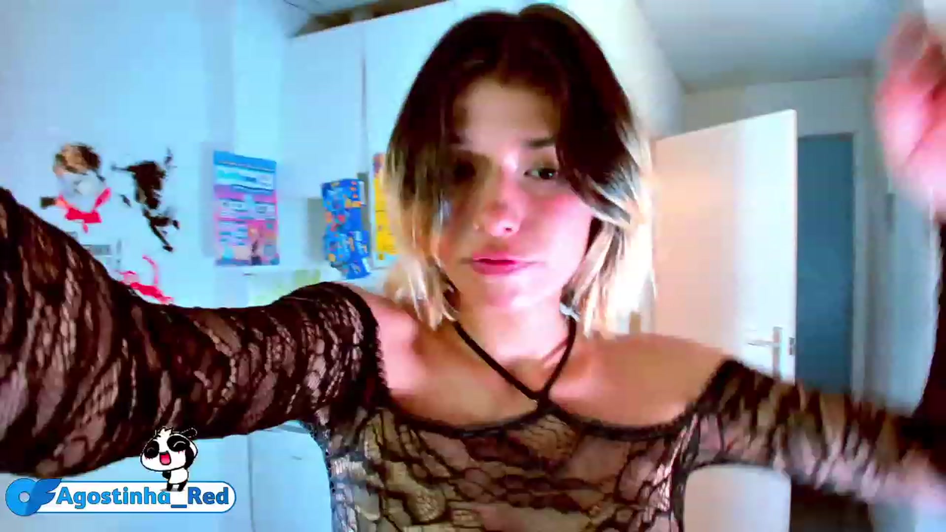 Gallery image thumbnail from Agostinha_Red's myfreecams stream on, 07/20/2023, 23:15 image 7 of 20