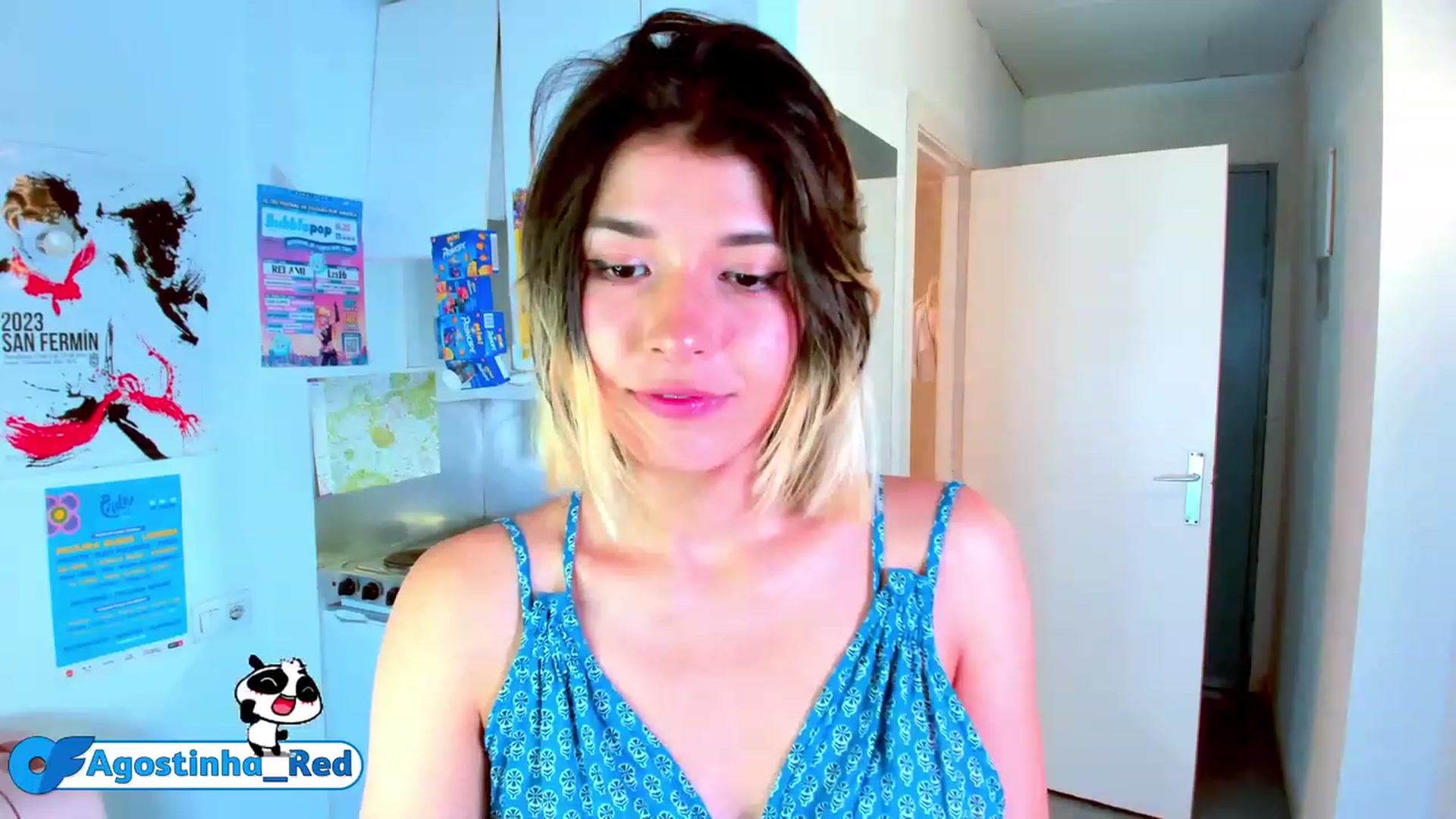 Gallery image thumbnail from Agostinha_Red's myfreecams stream on, 07/21/2023, 21:48 image 16 of 20