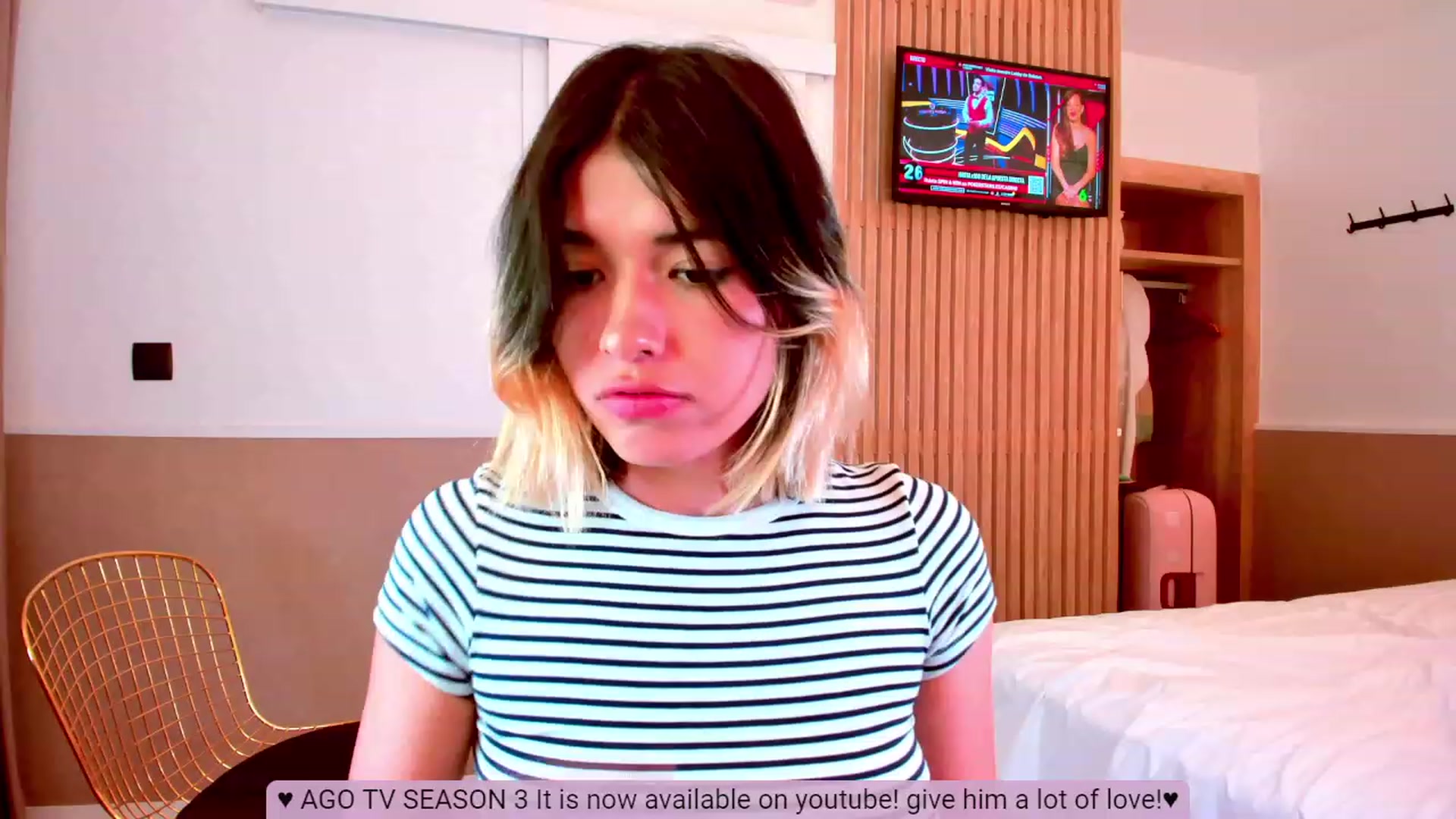 Gallery image thumbnail from Agostinha_Red's myfreecams stream on, 08/05/2023, 01:40 image 14 of 20