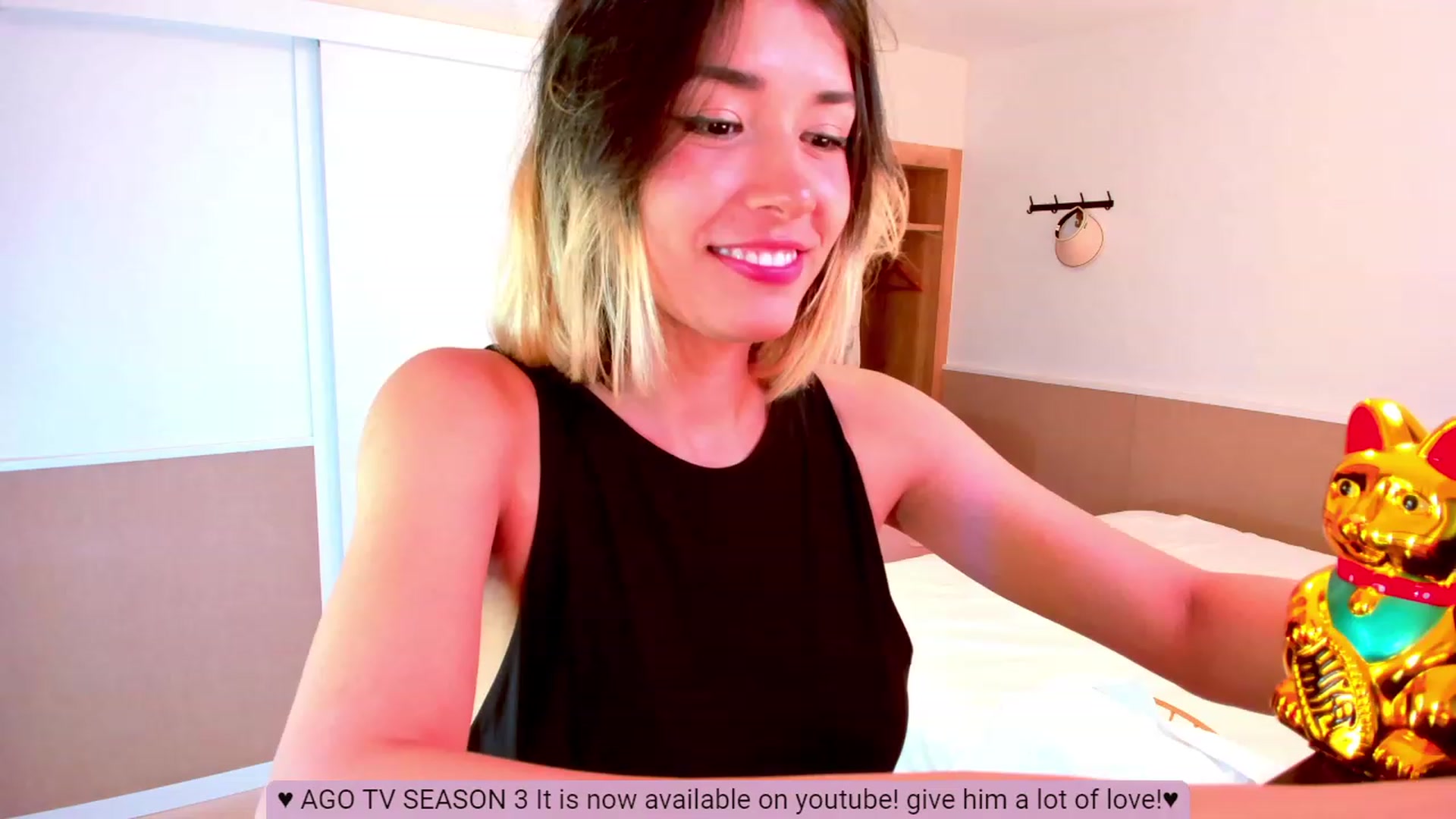 Gallery image thumbnail from Agostinha_Red's myfreecams stream on, 08/06/2023, 01:33 image 2 of 20