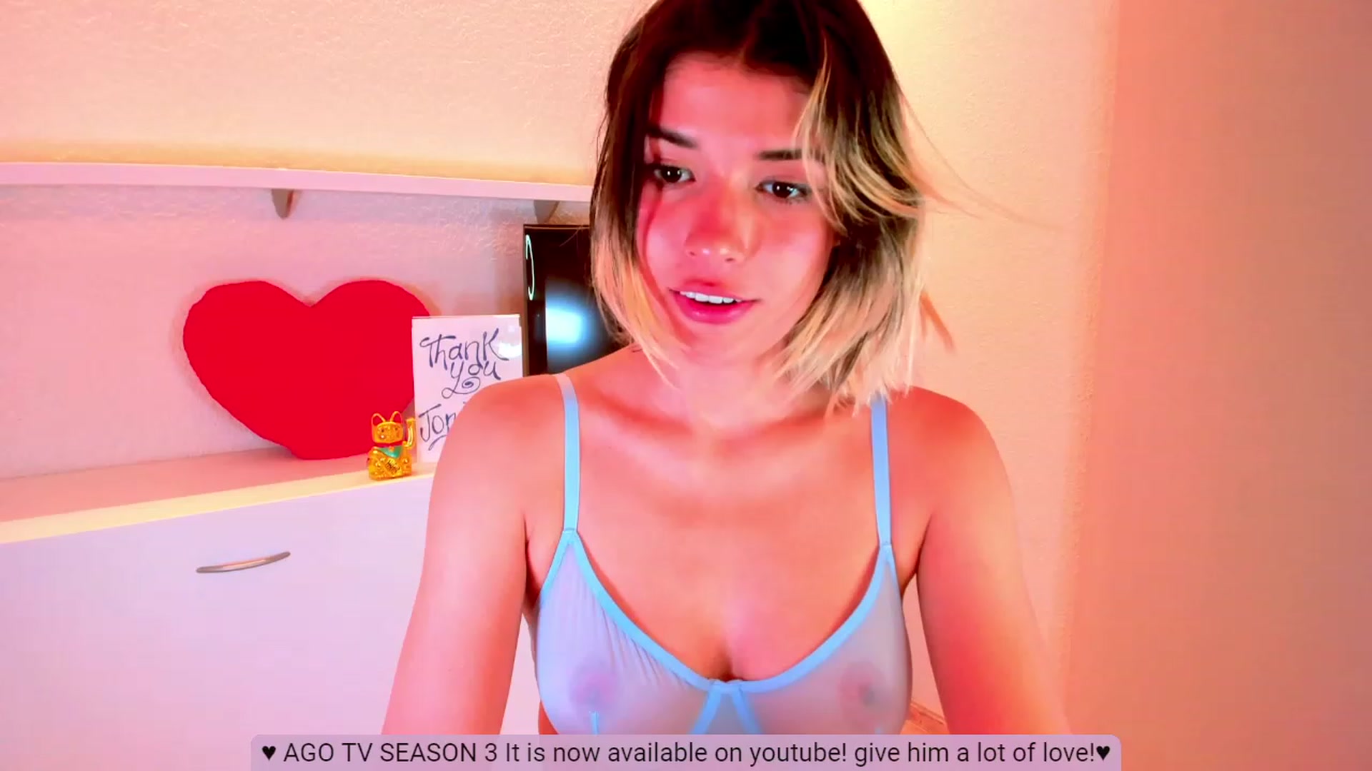 Gallery image thumbnail from Agostinha_Red's myfreecams stream on, 08/08/2023, 01:57 image 14 of 20