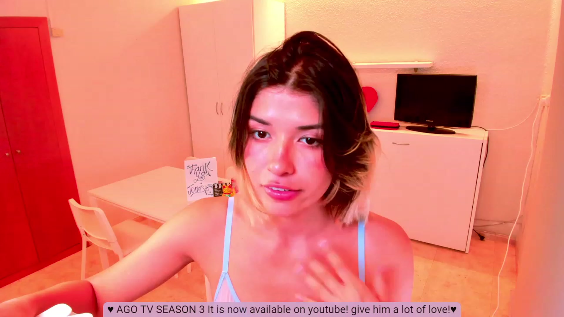 Gallery image thumbnail from Agostinha_Red's myfreecams stream on, 08/08/2023, 01:57 image 9 of 20