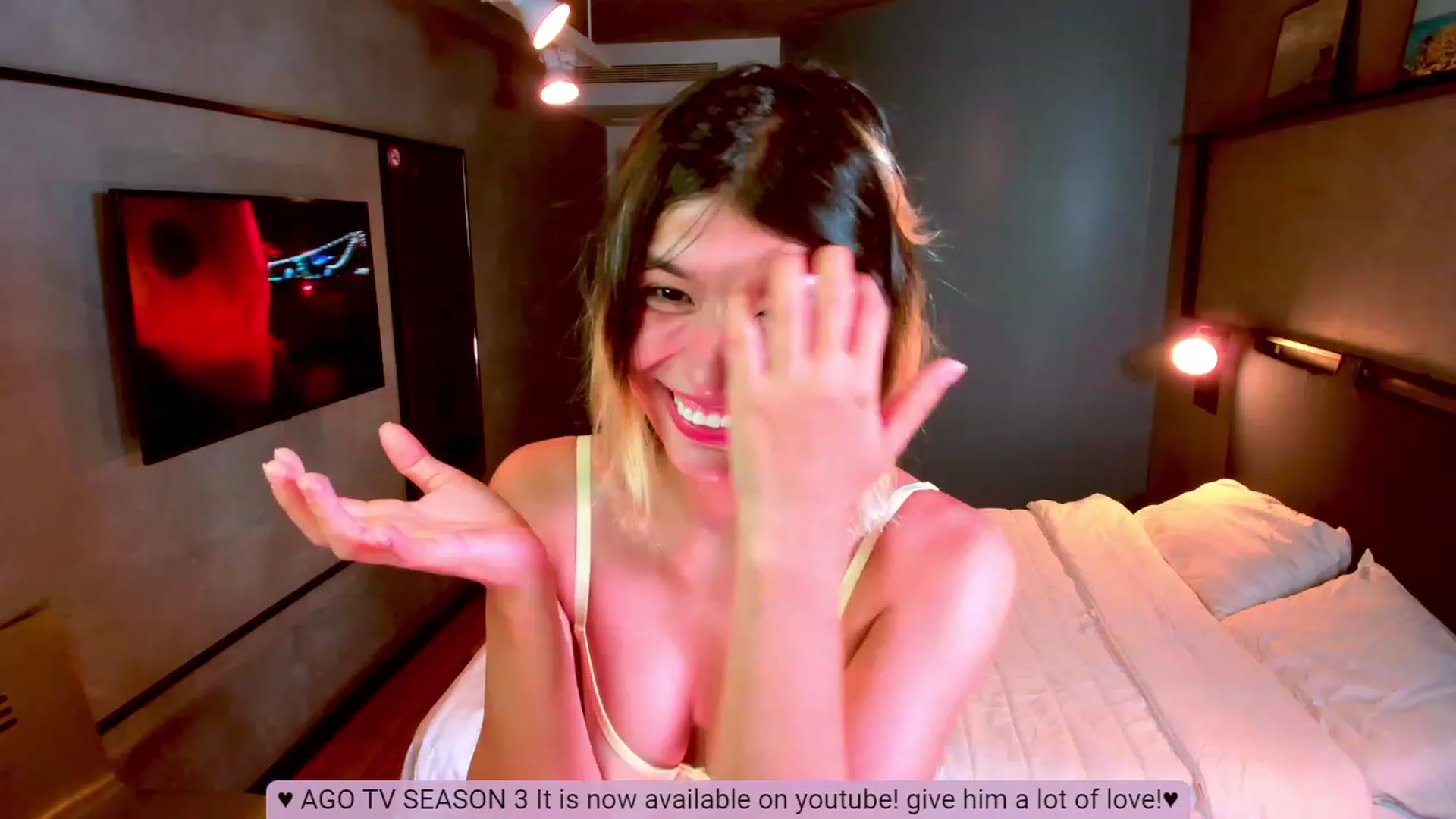 Gallery image thumbnail from Agostinha_Red's myfreecams stream on, 08/14/2023, 24:00 image 1 of 20