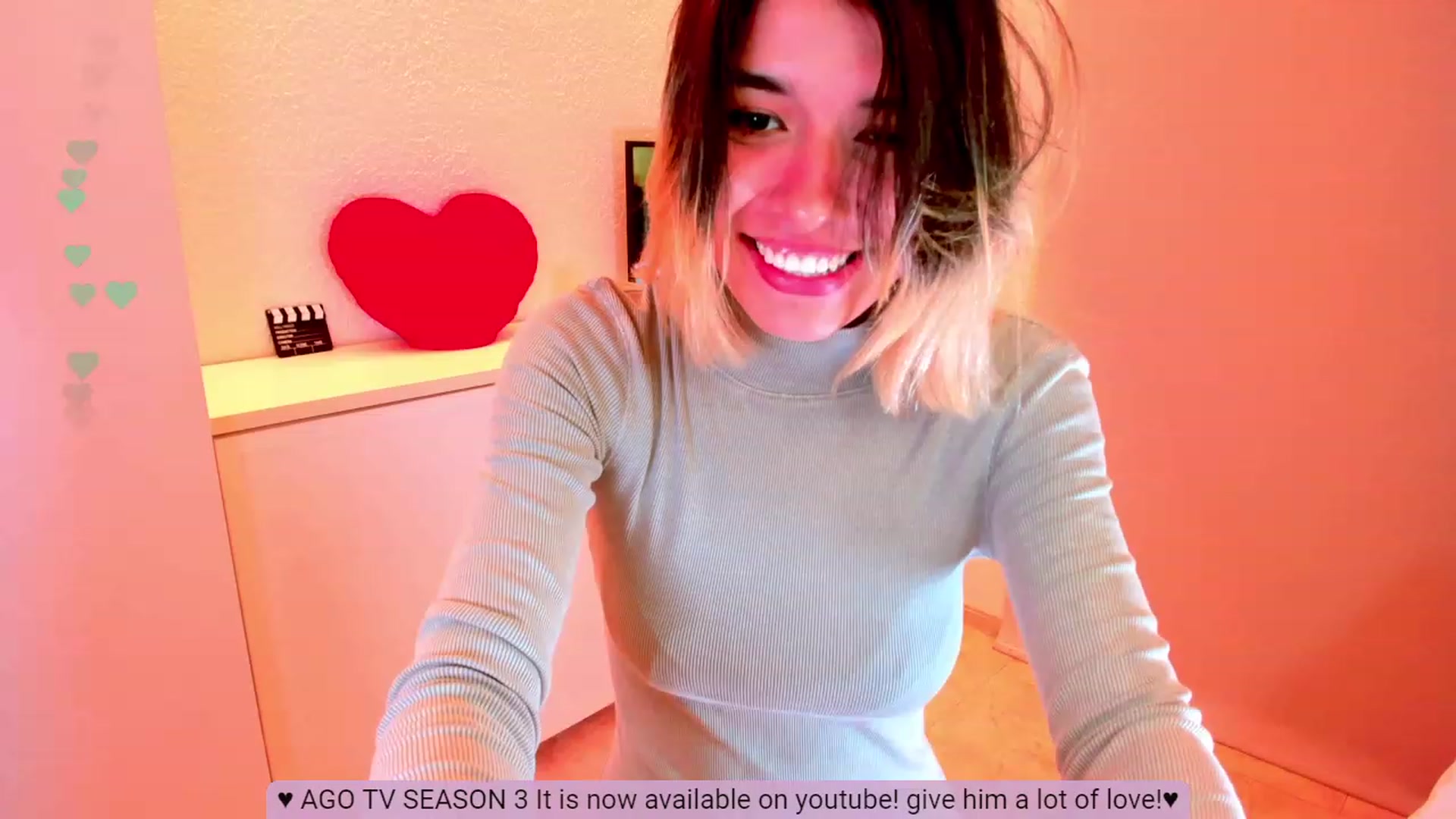 Gallery image thumbnail from Agostinha_Red's myfreecams stream on, 08/21/2023, 24:51 image 4 of 20