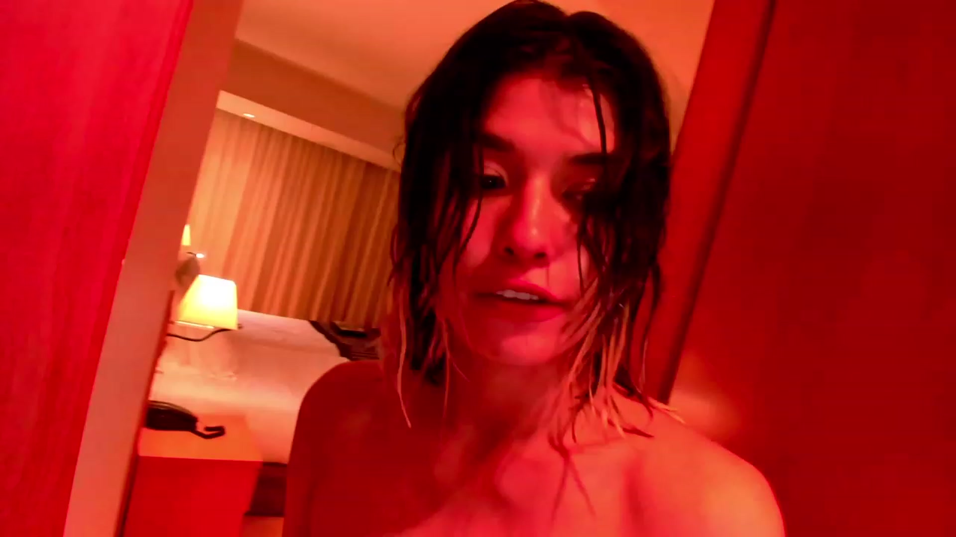 Gallery image thumbnail from Agostinha_Red's myfreecams stream on, 10/02/2023, 01:19 image 18 of 20