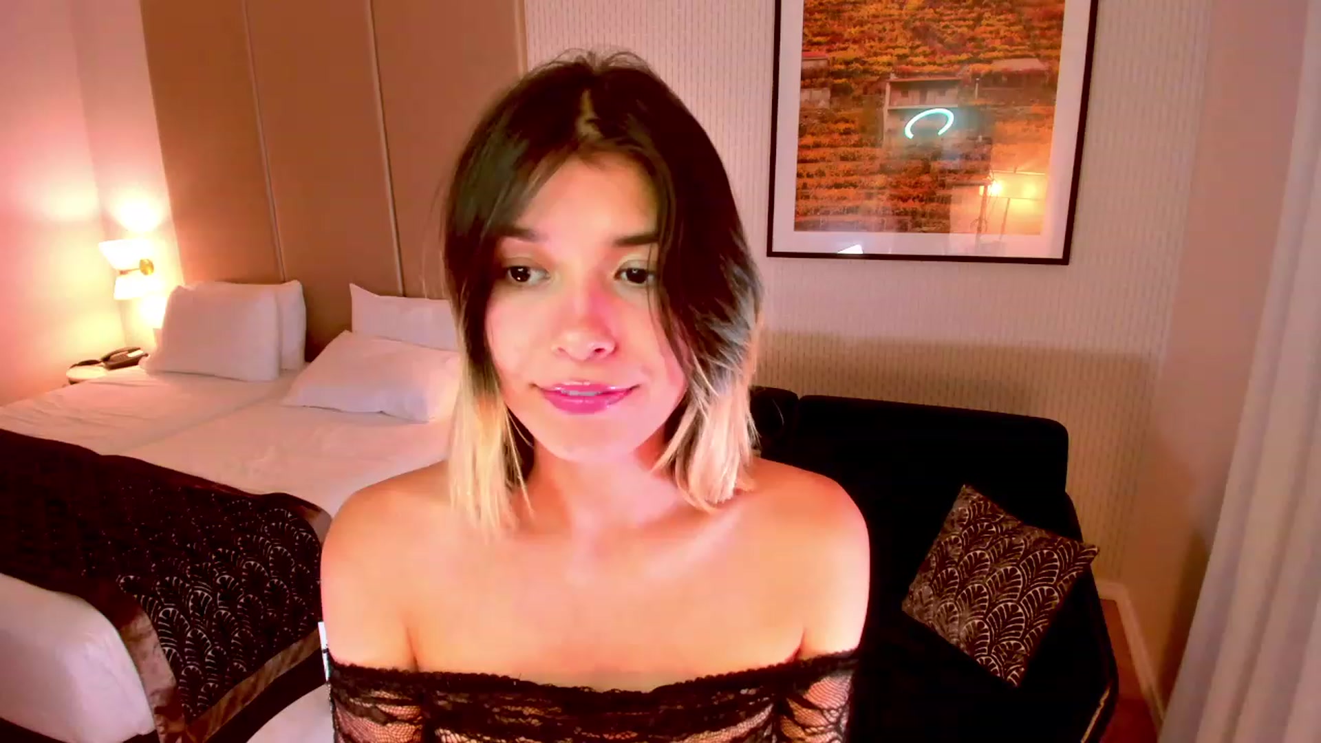 Gallery image thumbnail from Agostinha_Red's myfreecams stream on, 10/03/2023, 03:48 image 9 of 20