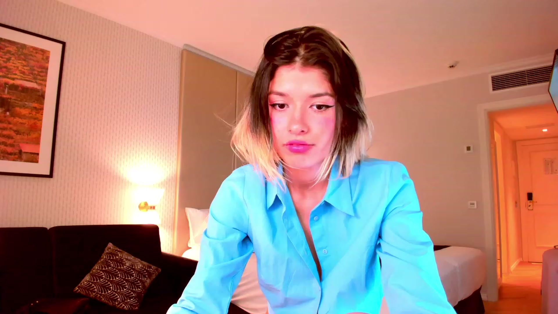 Gallery image thumbnail from Agostinha_Red's myfreecams stream on, 10/09/2023, 02:05 image 9 of 20