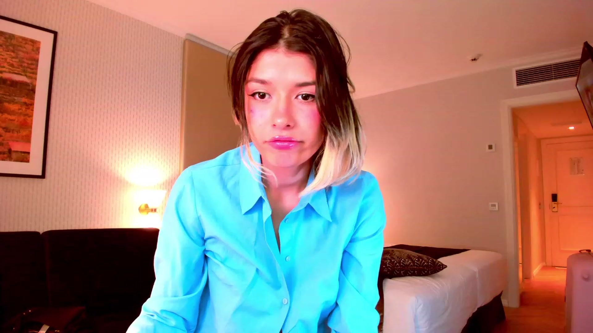 Gallery image thumbnail from Agostinha_Red's myfreecams stream on, 10/09/2023, 02:45 image 8 of 20