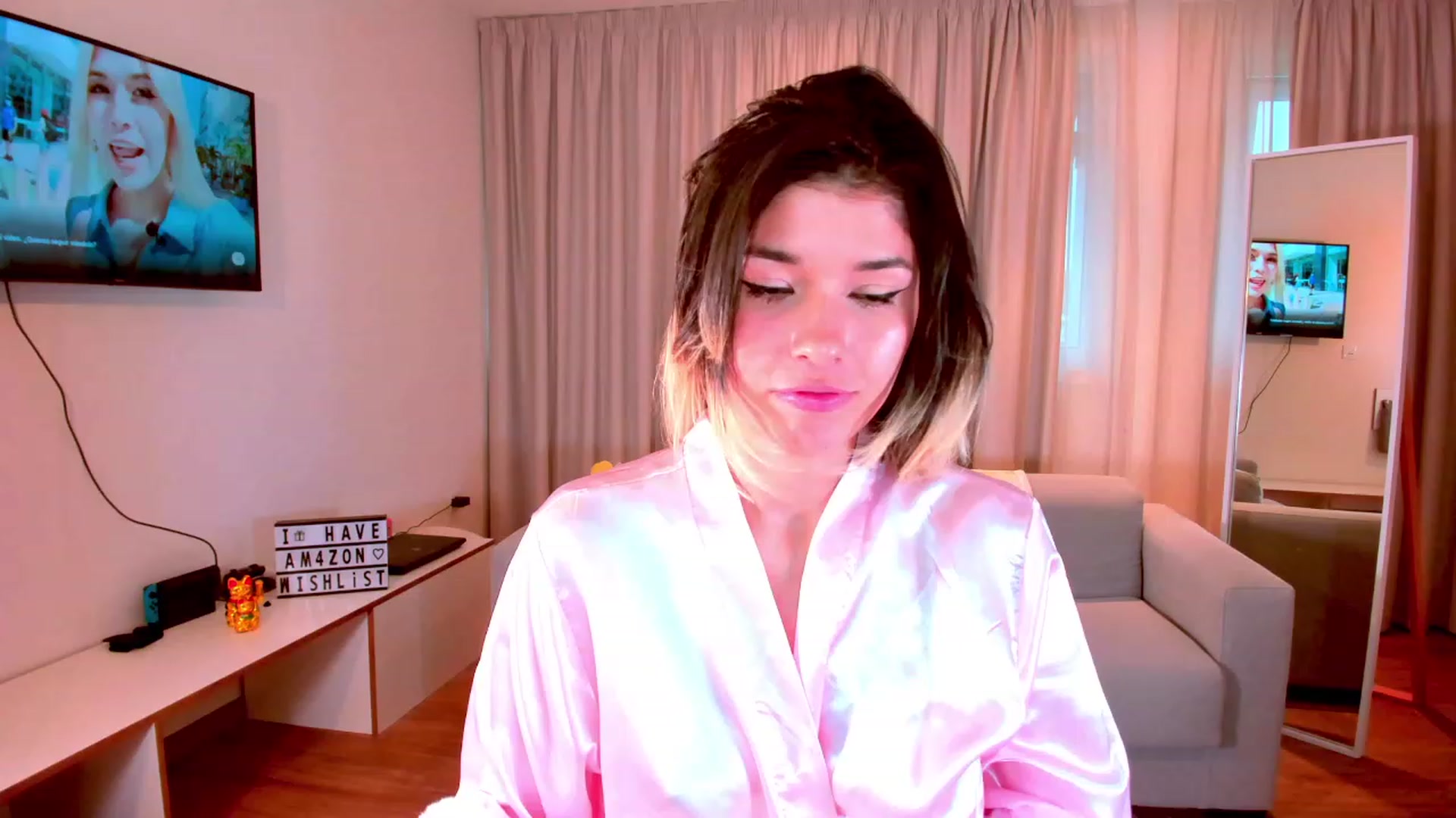 Gallery image thumbnail from Agostinha_Red's myfreecams stream on, 10/23/2023, 15:50 image 5 of 20