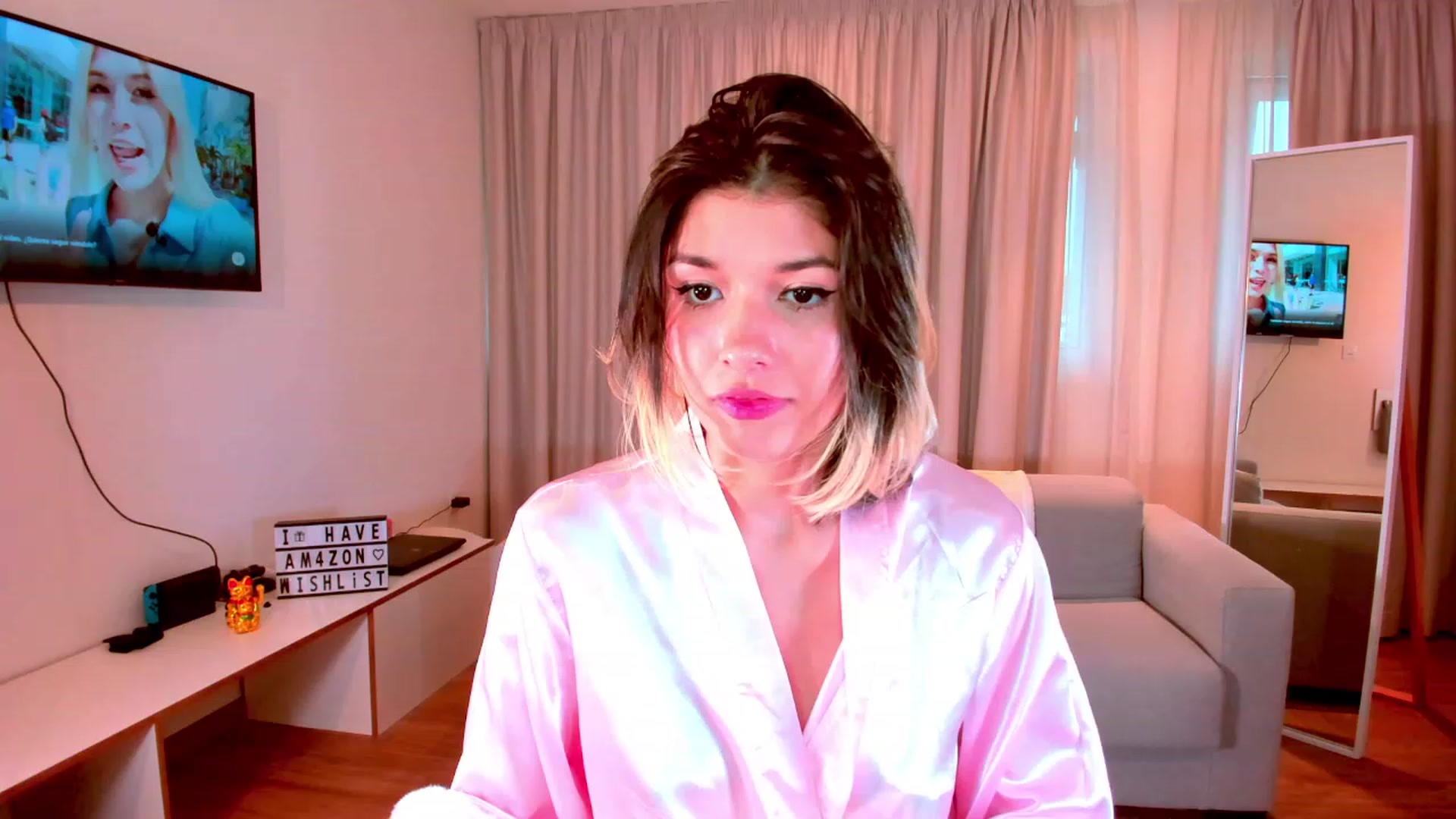 Gallery image thumbnail from Agostinha_Red's myfreecams stream on, 10/23/2023, 15:50 image 8 of 20