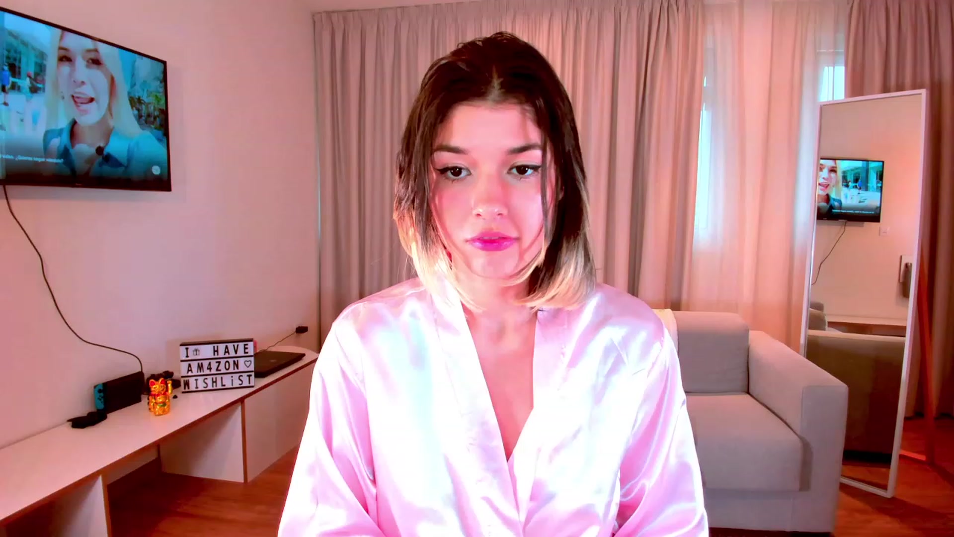 Gallery image thumbnail from Agostinha_Red's myfreecams stream on, 10/23/2023, 15:50 image 13 of 20