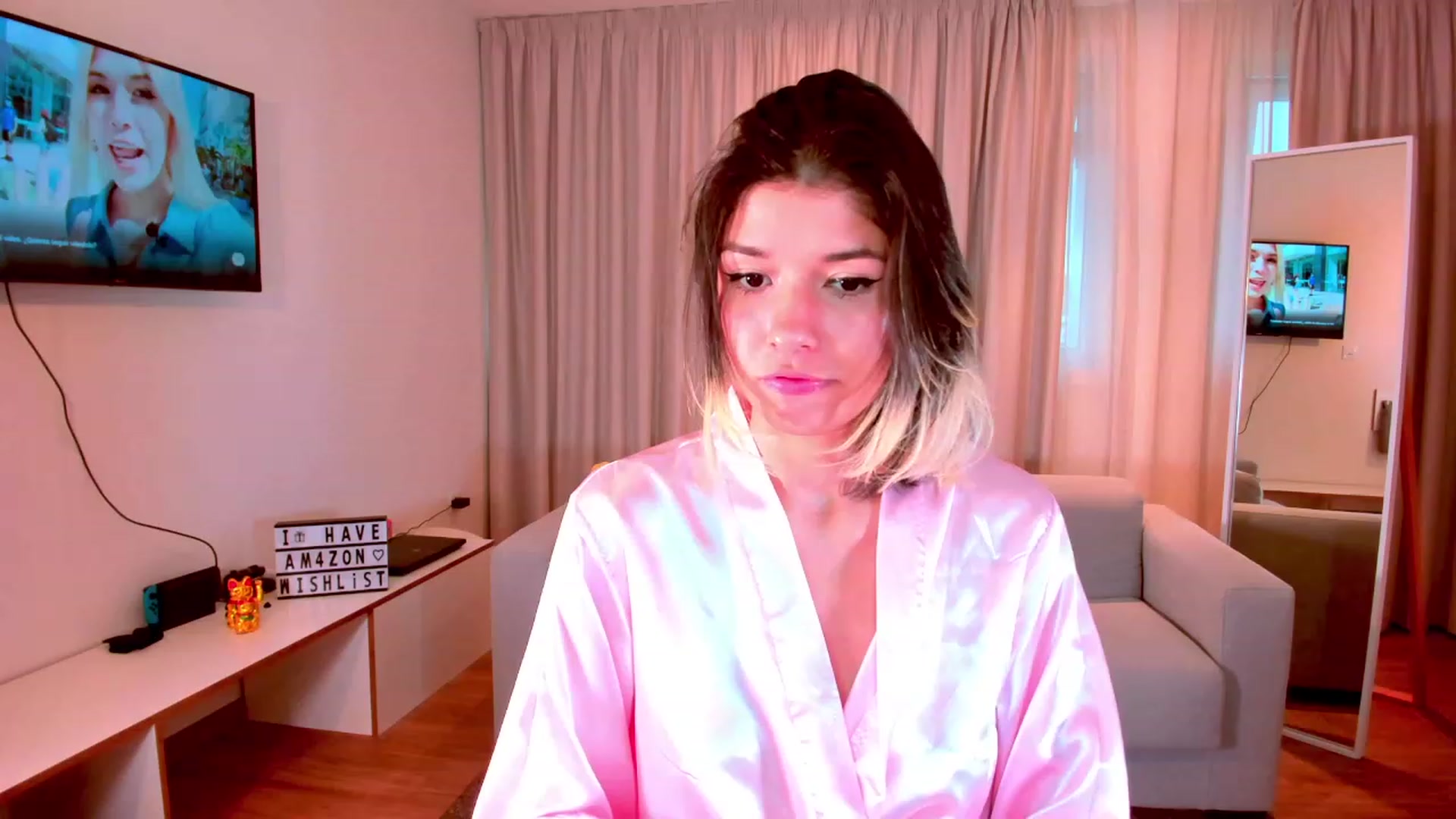 Gallery image thumbnail from Agostinha_Red's myfreecams stream on, 10/23/2023, 15:50 image 2 of 20