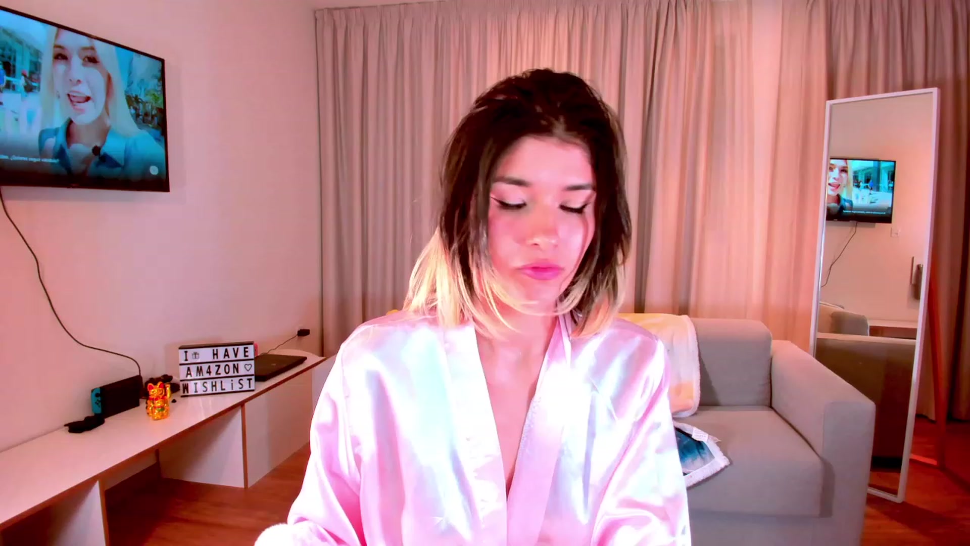 Gallery image thumbnail from Agostinha_Red's myfreecams stream on, 10/23/2023, 17:55 image 20 of 20
