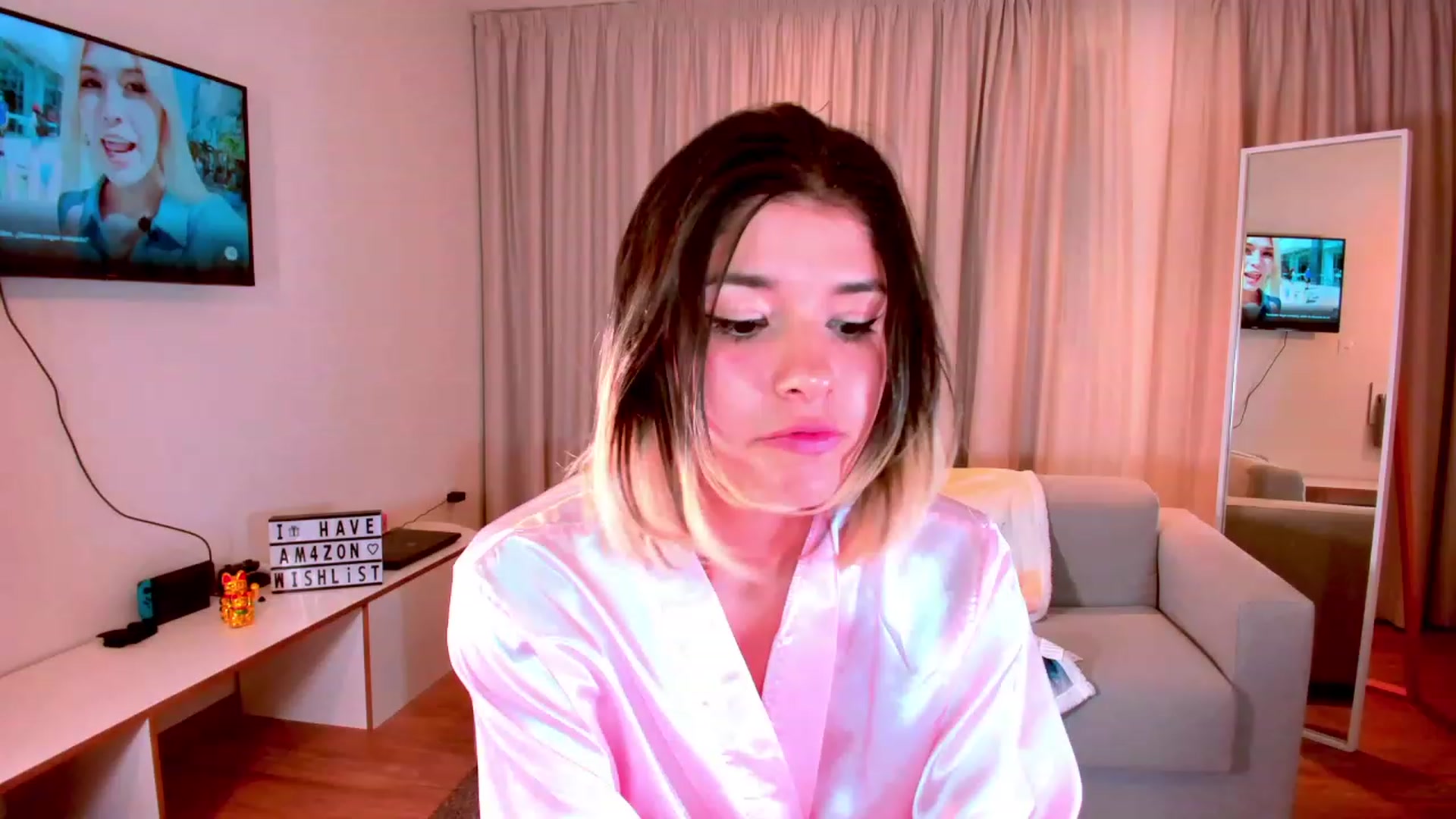Gallery image thumbnail from Agostinha_Red's myfreecams stream on, 10/23/2023, 17:55 image 1 of 20
