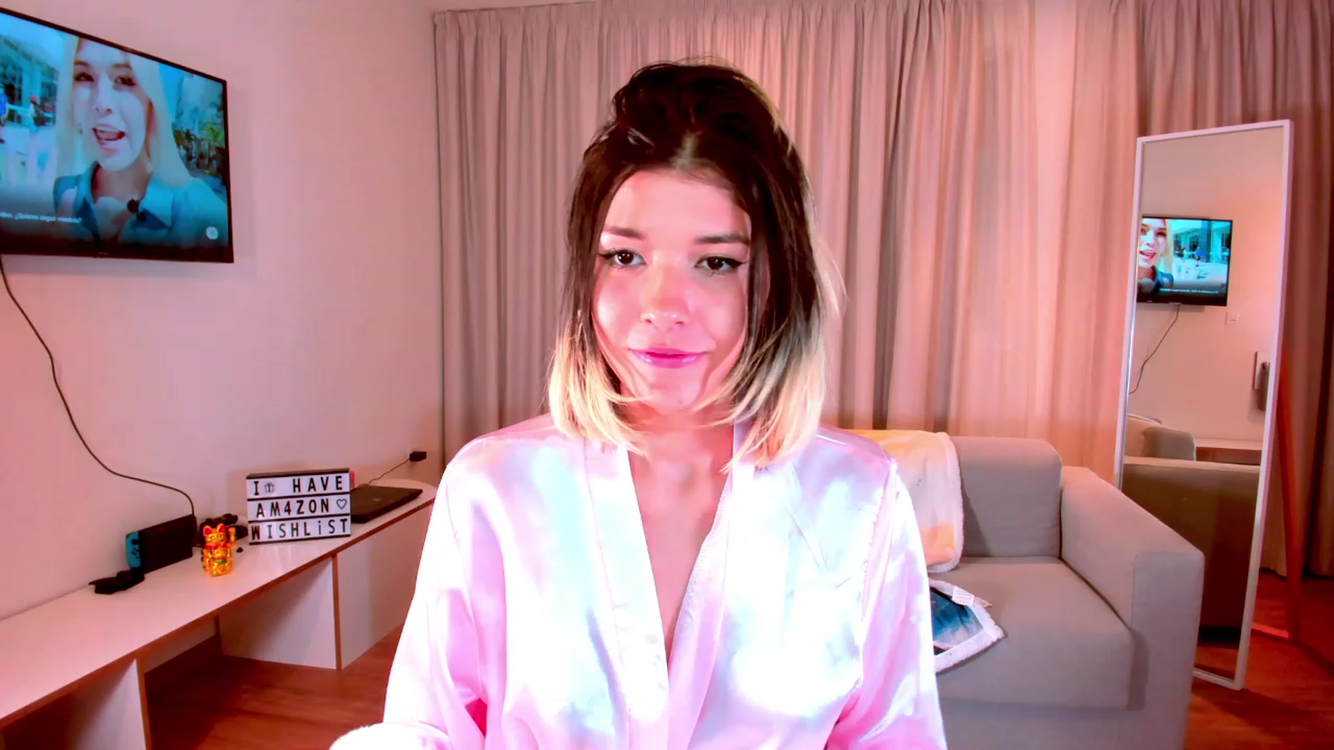 Gallery image thumbnail from Agostinha_Red's myfreecams stream on, 10/23/2023, 17:55 image 5 of 20