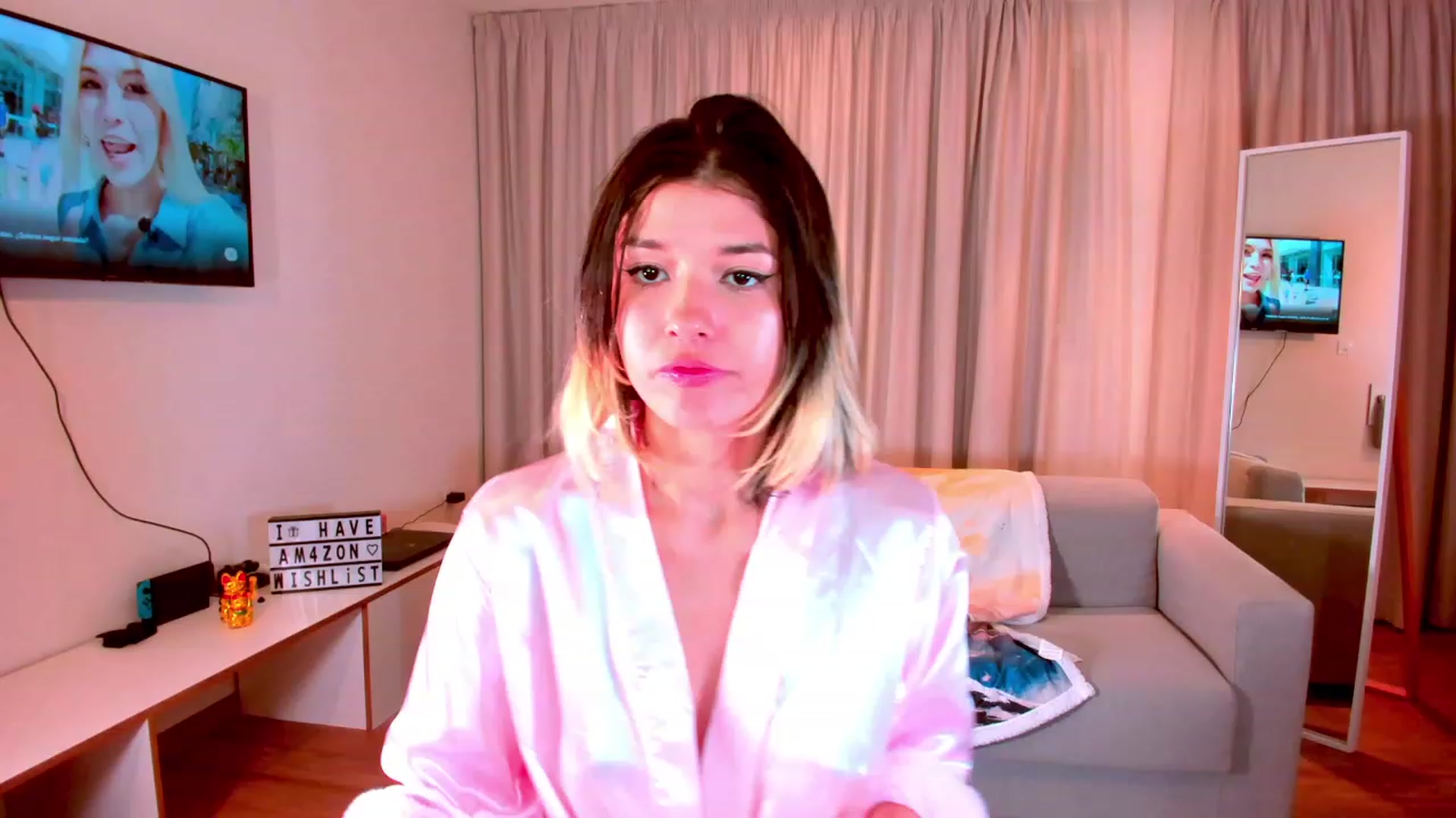 Gallery image thumbnail from Agostinha_Red's myfreecams stream on, 10/23/2023, 17:55 image 10 of 20