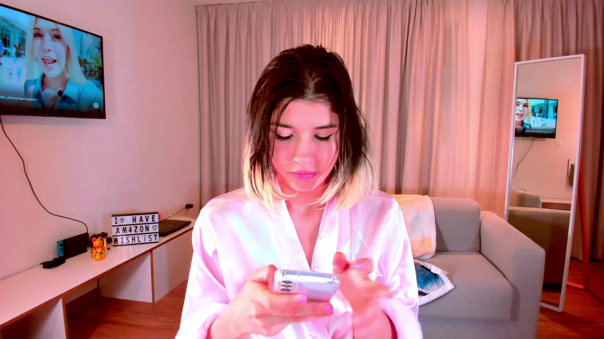 Gallery image thumbnail from Agostinha_Red's myfreecams stream on, 10/23/2023, 17:55 image 2 of 20