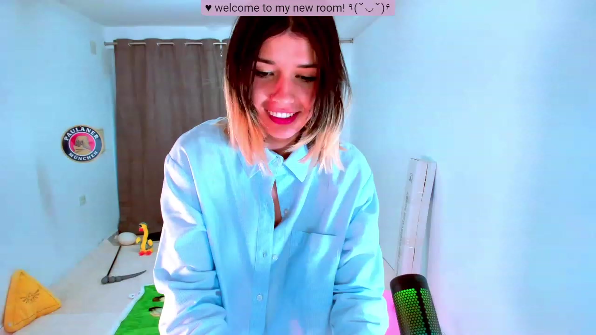 Gallery image thumbnail from Agostinha_Red's myfreecams stream on, 11/03/2023, 16:13 image 5 of 20