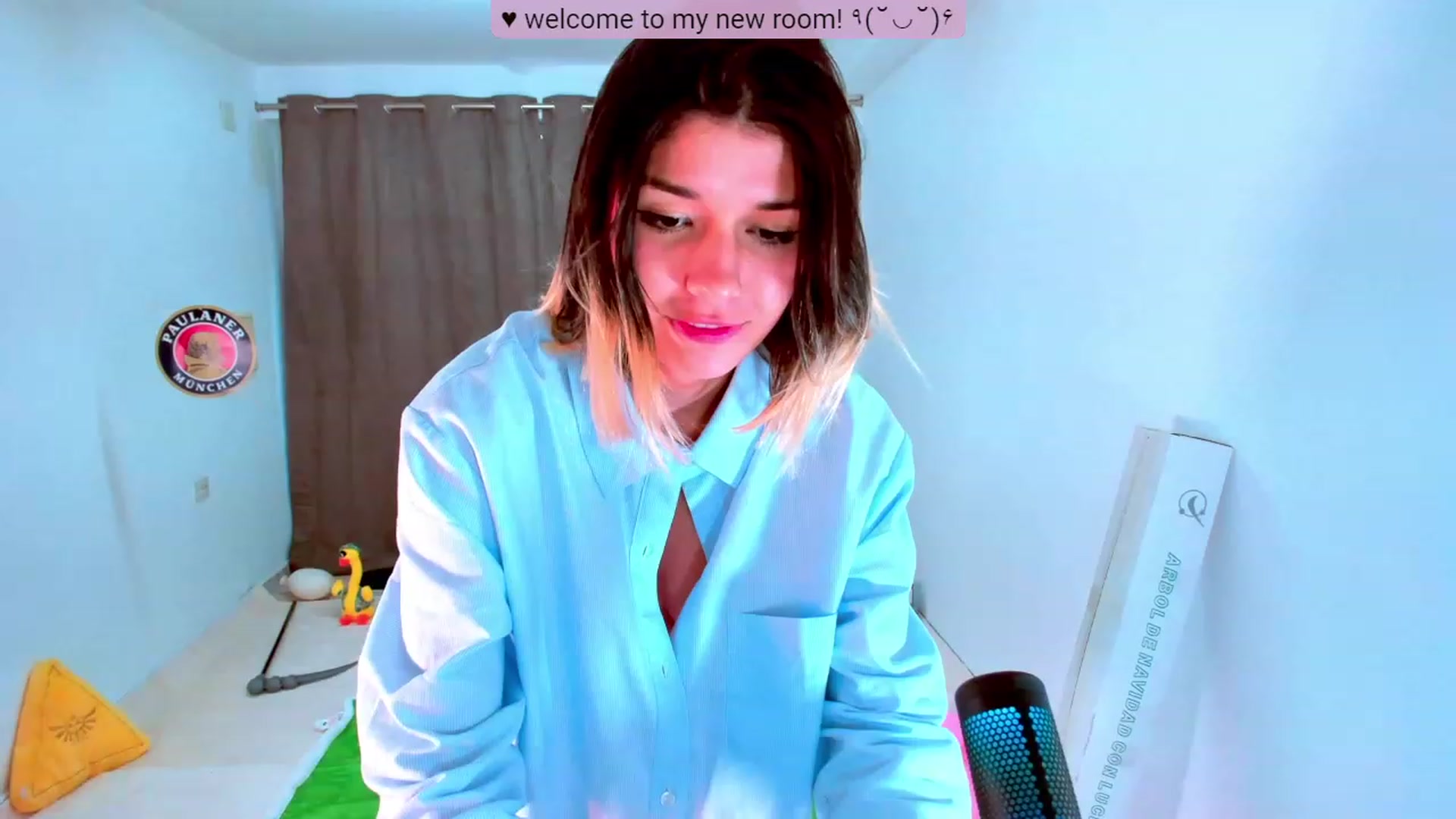 Gallery image thumbnail from Agostinha_Red's myfreecams stream on, 11/03/2023, 16:13 image 6 of 20