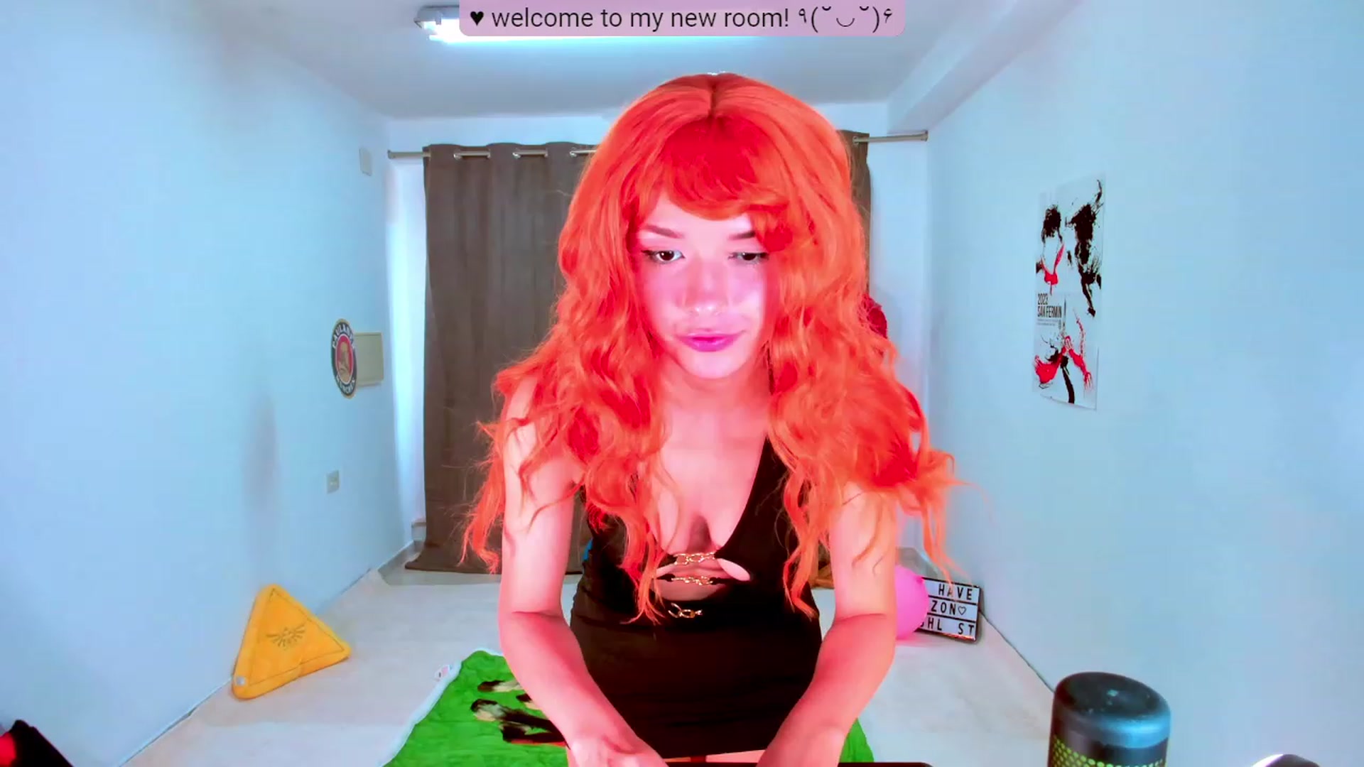 Gallery image thumbnail from Agostinha_Red's myfreecams stream on, 11/04/2023, 10:58 image 4 of 20