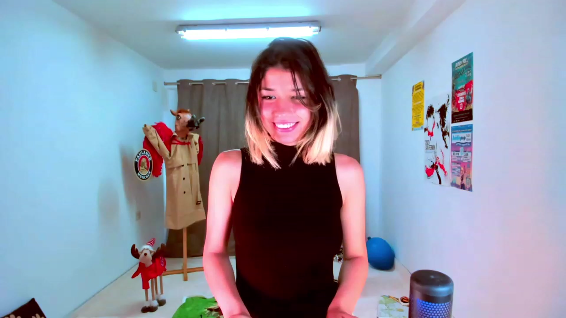 Gallery image thumbnail from Agostinha_Red's myfreecams stream on, 11/07/2023, 10:24 image 8 of 20