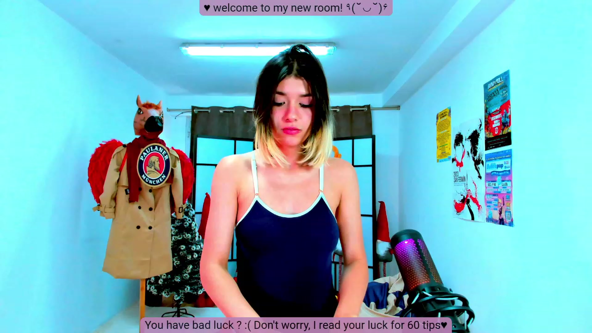 Gallery image thumbnail from Agostinha_Red's myfreecams stream on, 11/13/2023, 13:17 image 1 of 20