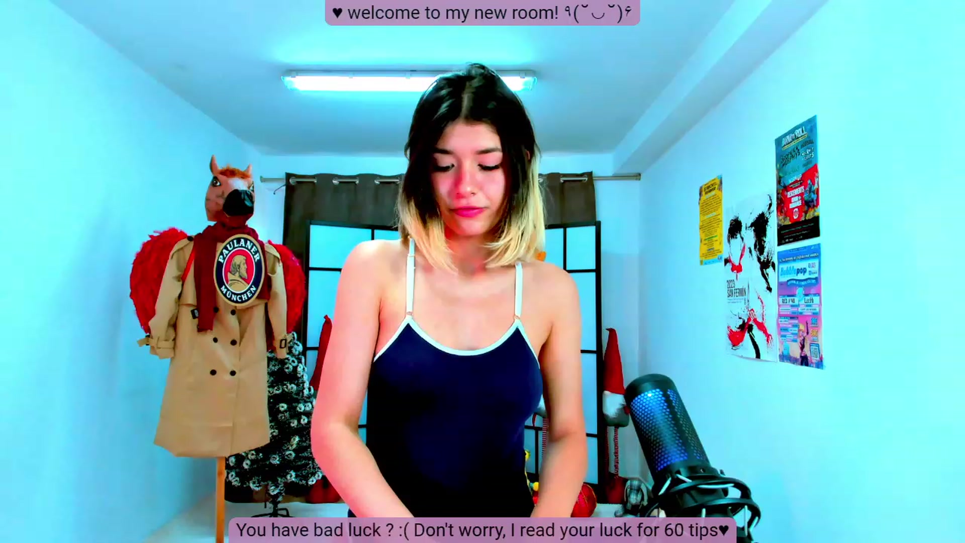 Gallery image thumbnail from Agostinha_Red's myfreecams stream on, 11/13/2023, 13:17 image 5 of 20